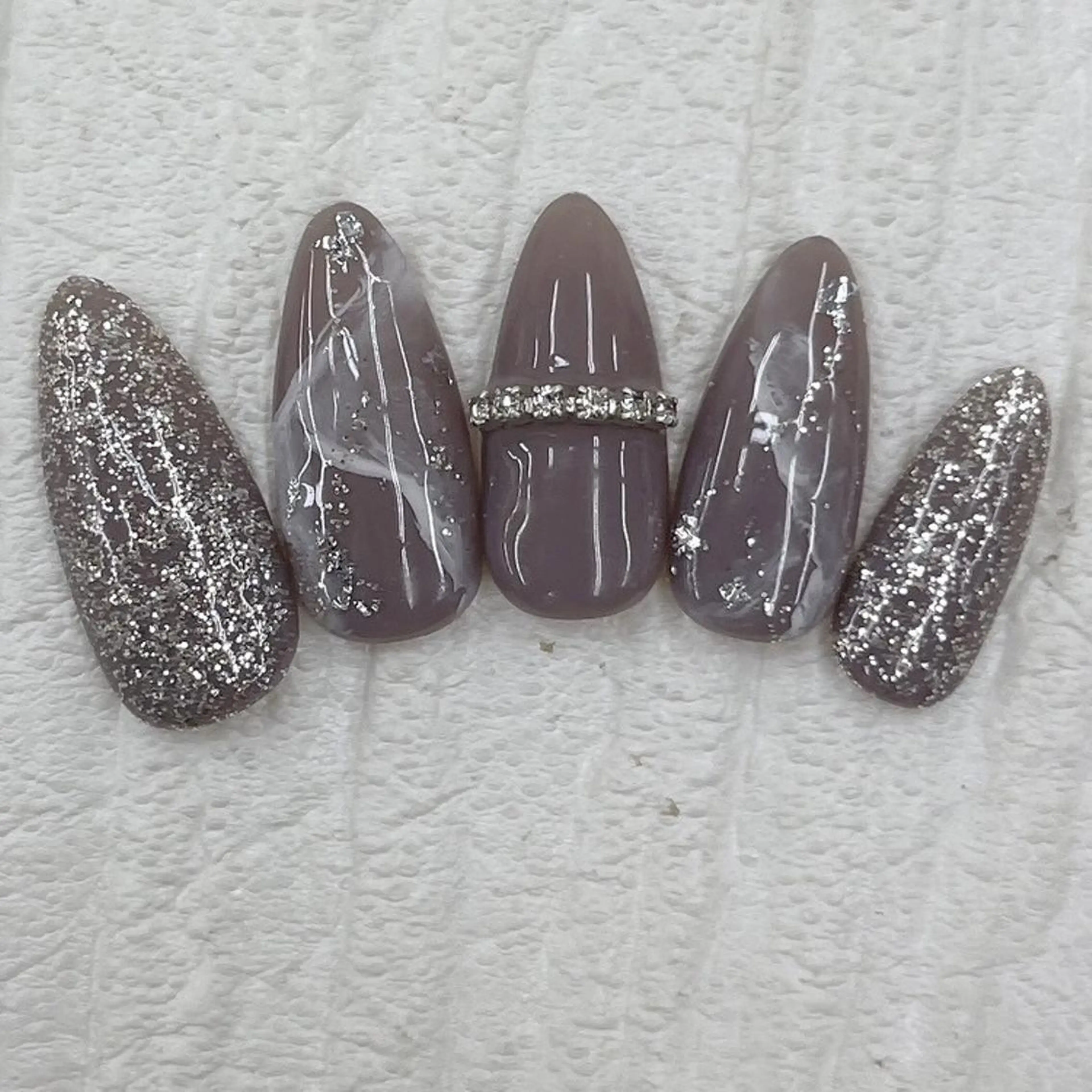 ネイル Nail salon Honey Beeのネイルデザイン