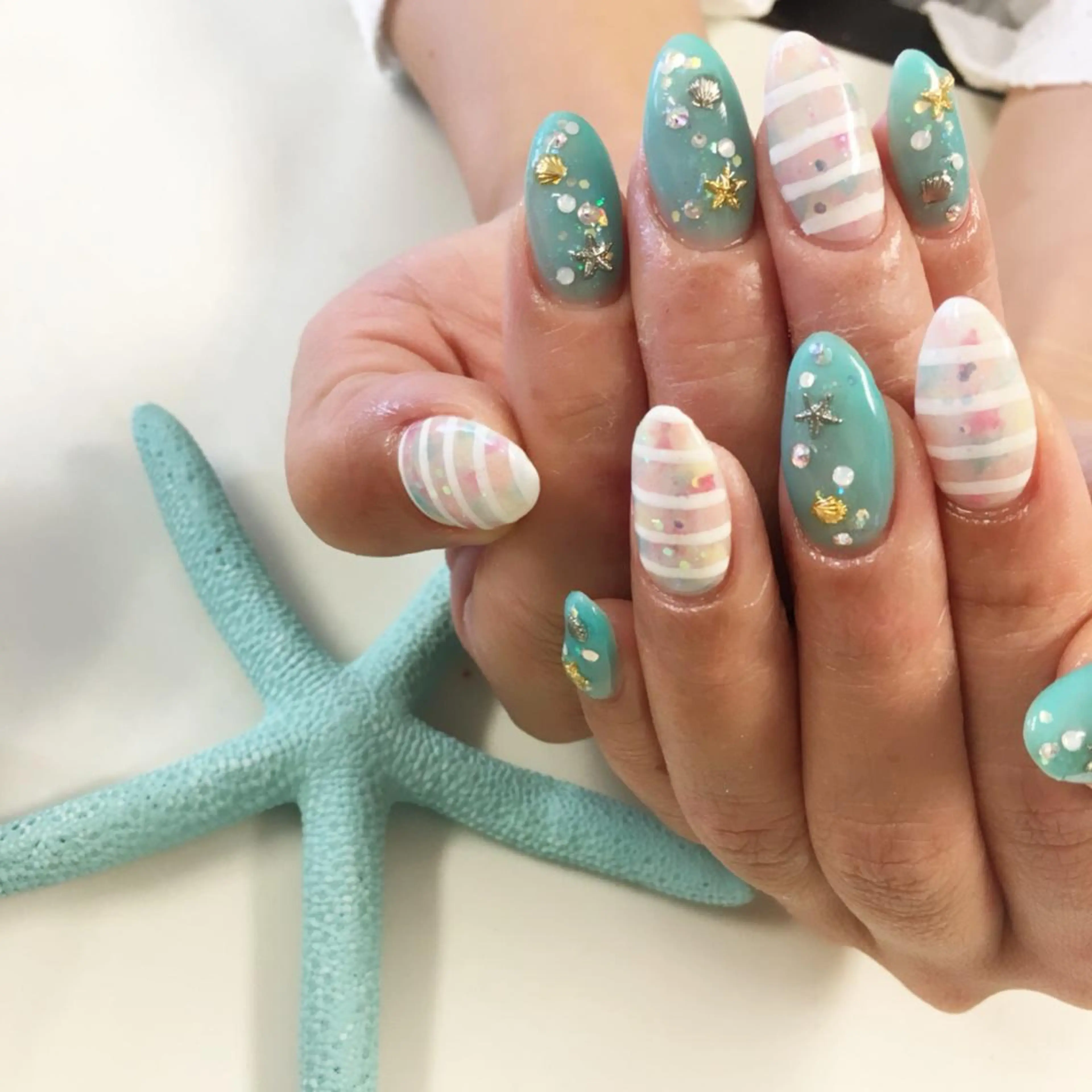 ネイル ジェルネイル SHINE NAILのネイルデザイン