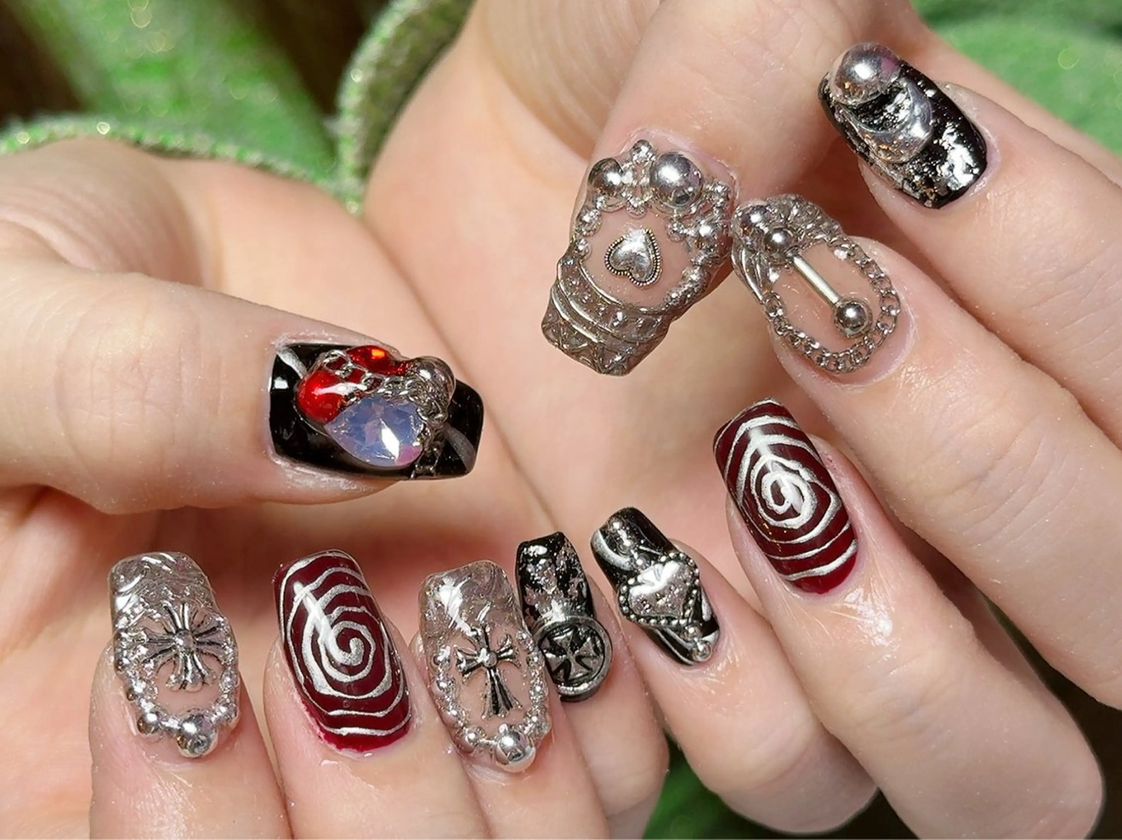 ネイル ハンドネイル Nail Atelier IamI所属・アイアムアイ 大村磨衣のネイルデザイン