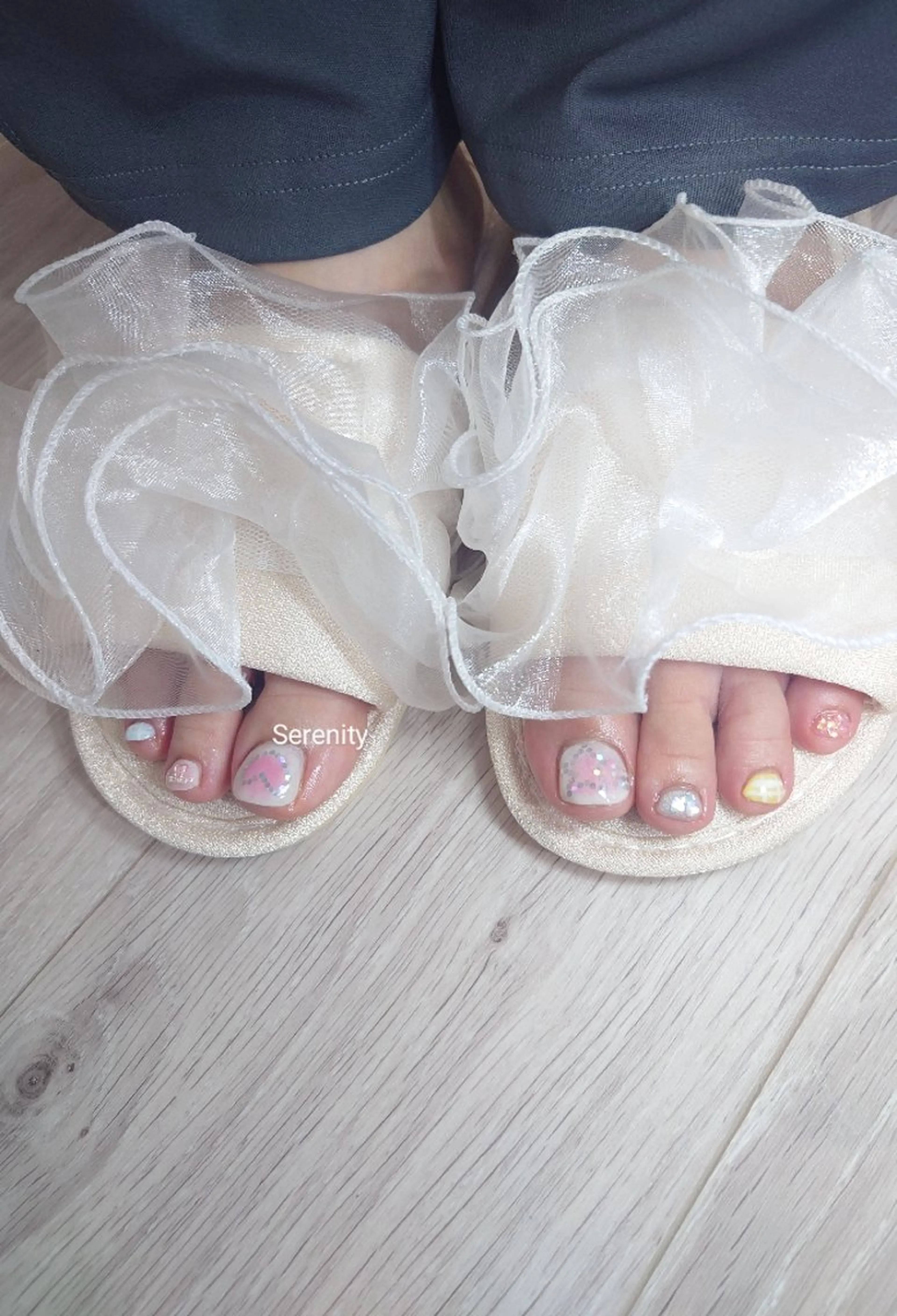 ネイル アートネイル チークネイル フットネイル 持ち込み nail  serenityのネイルデザイン