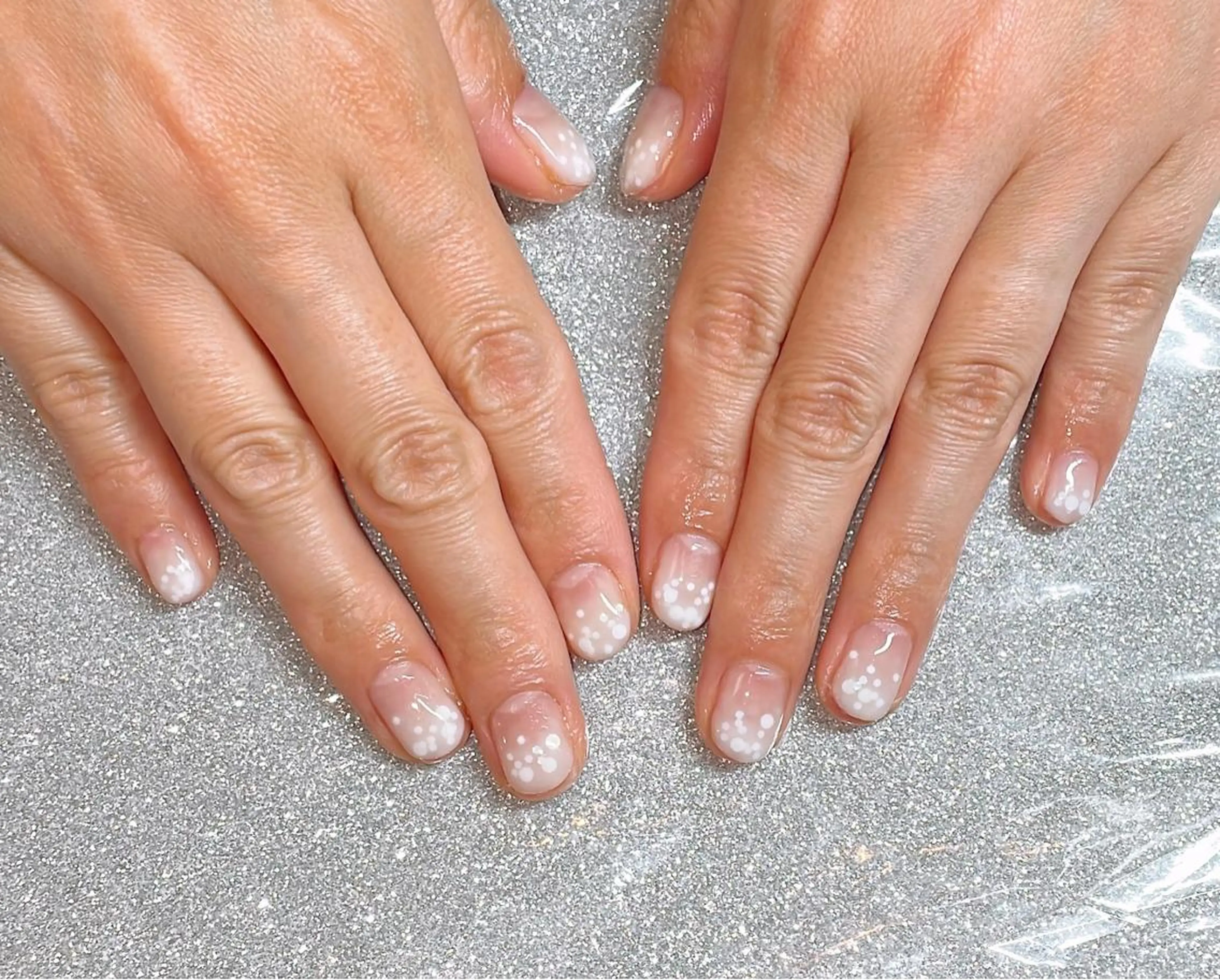 ネイル VIERU 🌈🎀💖のネイルデザイン