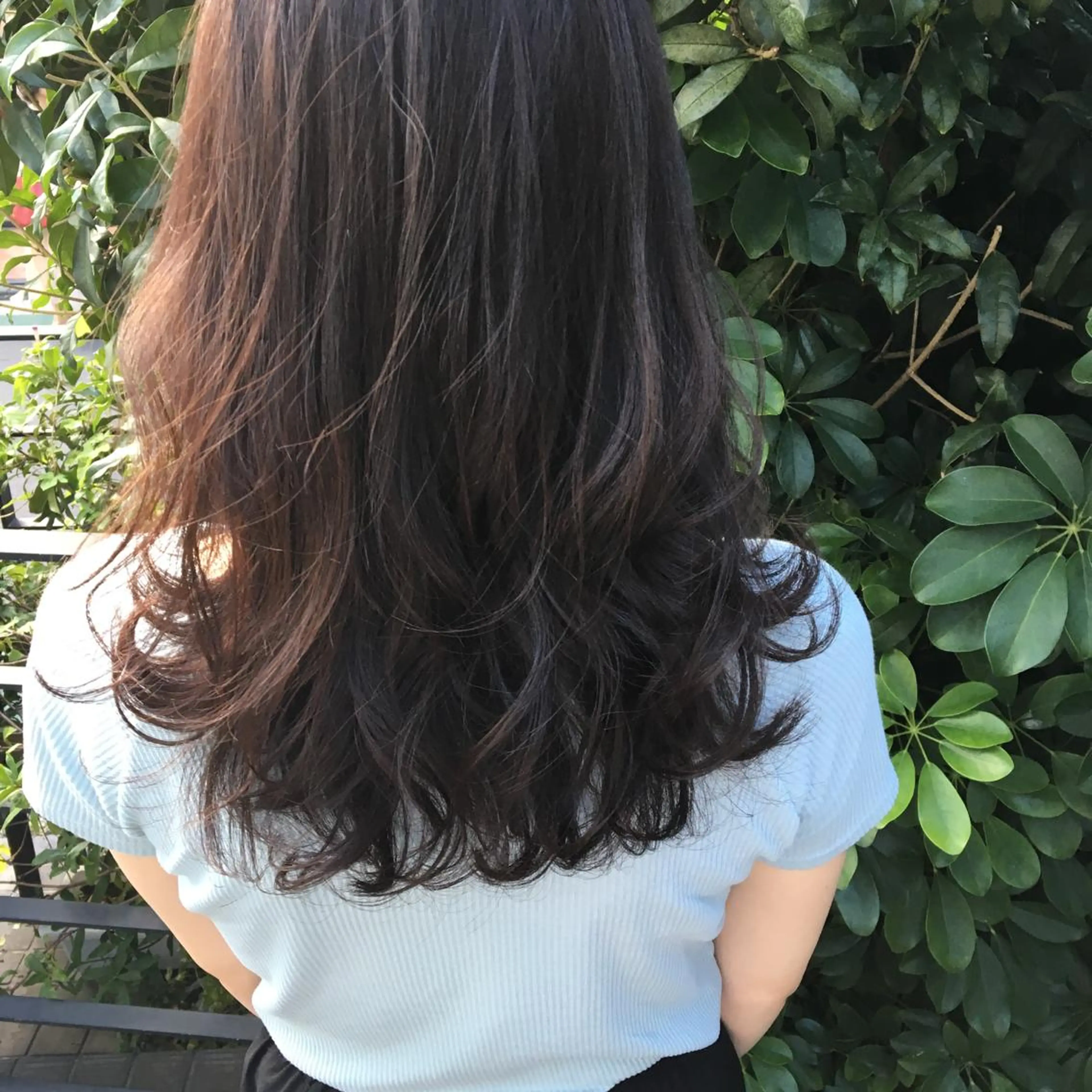 セミロング カラー THE DAY所属・AKI HASHIMOTOのヘアスタイル
