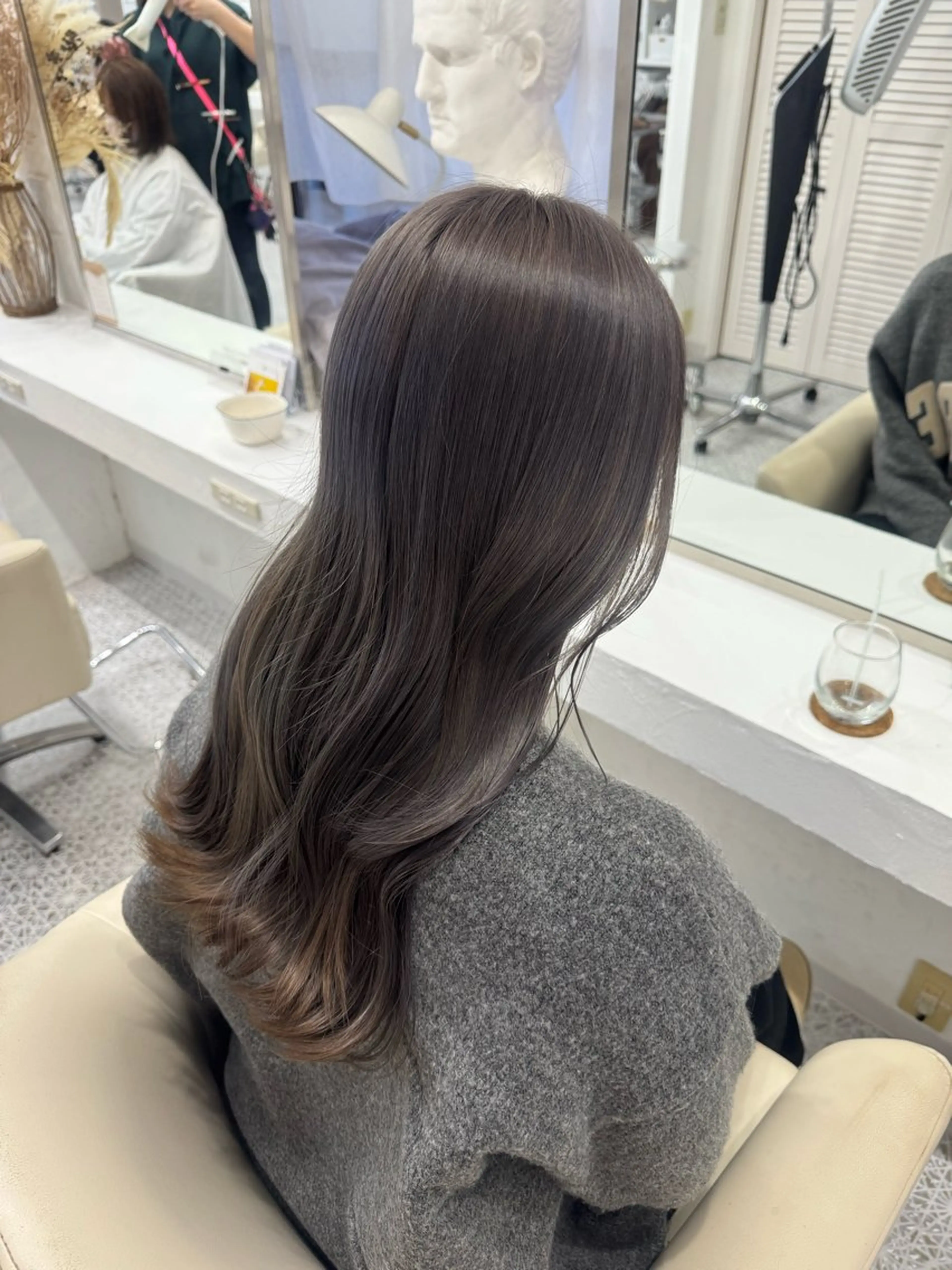 ロング ヘアカラー トリートメント LOMARLIE/ Karen🪐💫のヘアスタイル