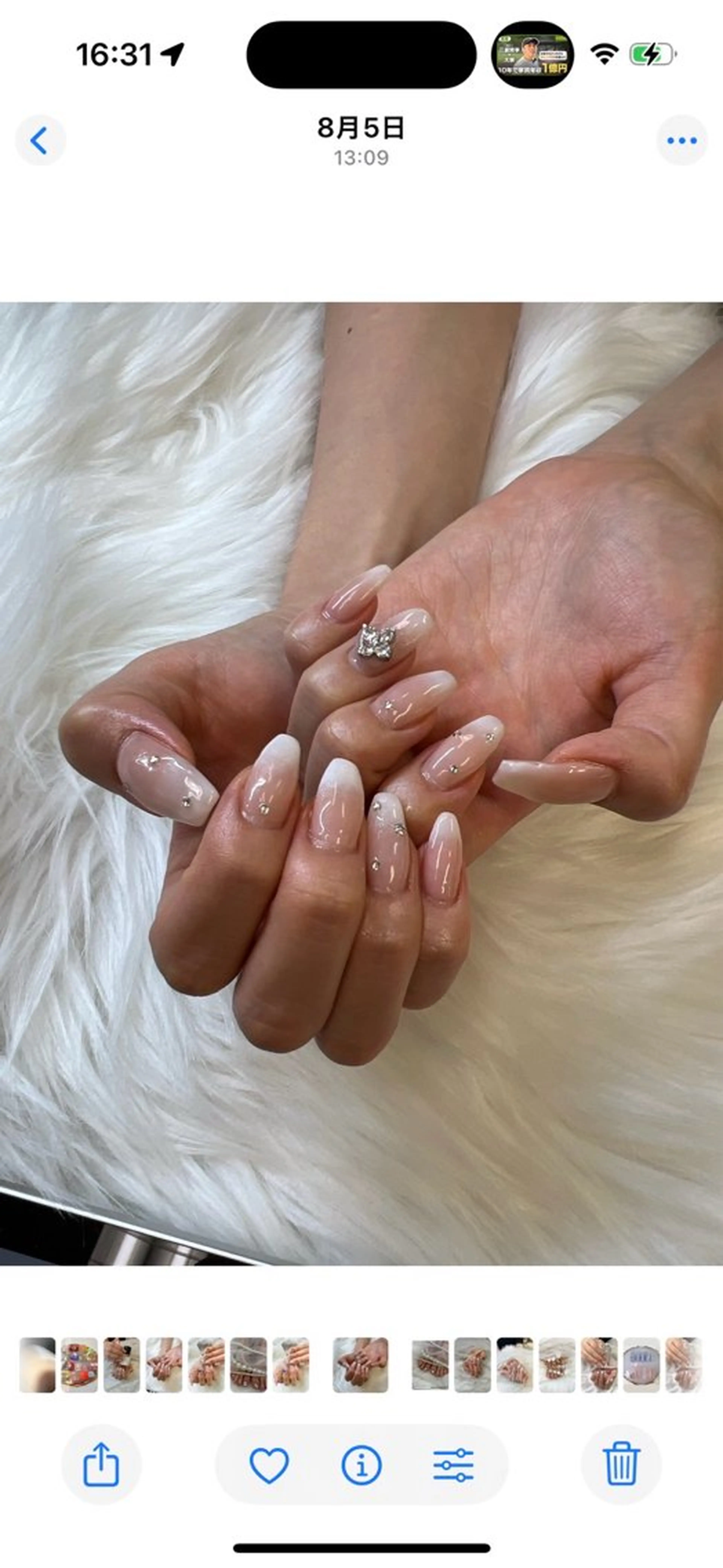 ネイル ボルドー ドット フットネイル フレンチネイル ジェルネイル ハンドネイル クイーンズネイル銀座所属・Queeens nailのネイルデザイン