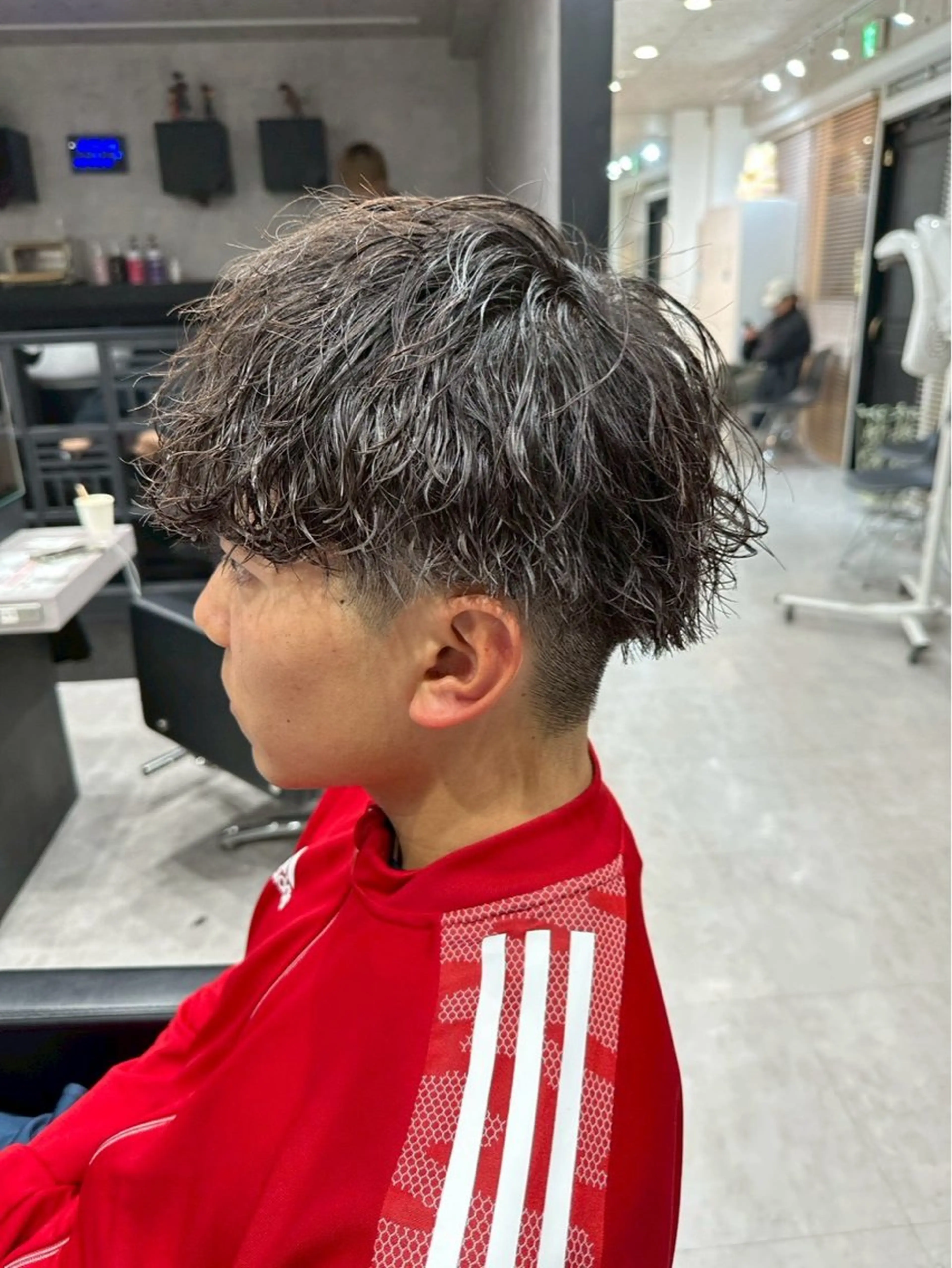 パーマ メンズ マッシュ 青木 真裟斗のヘアスタイル