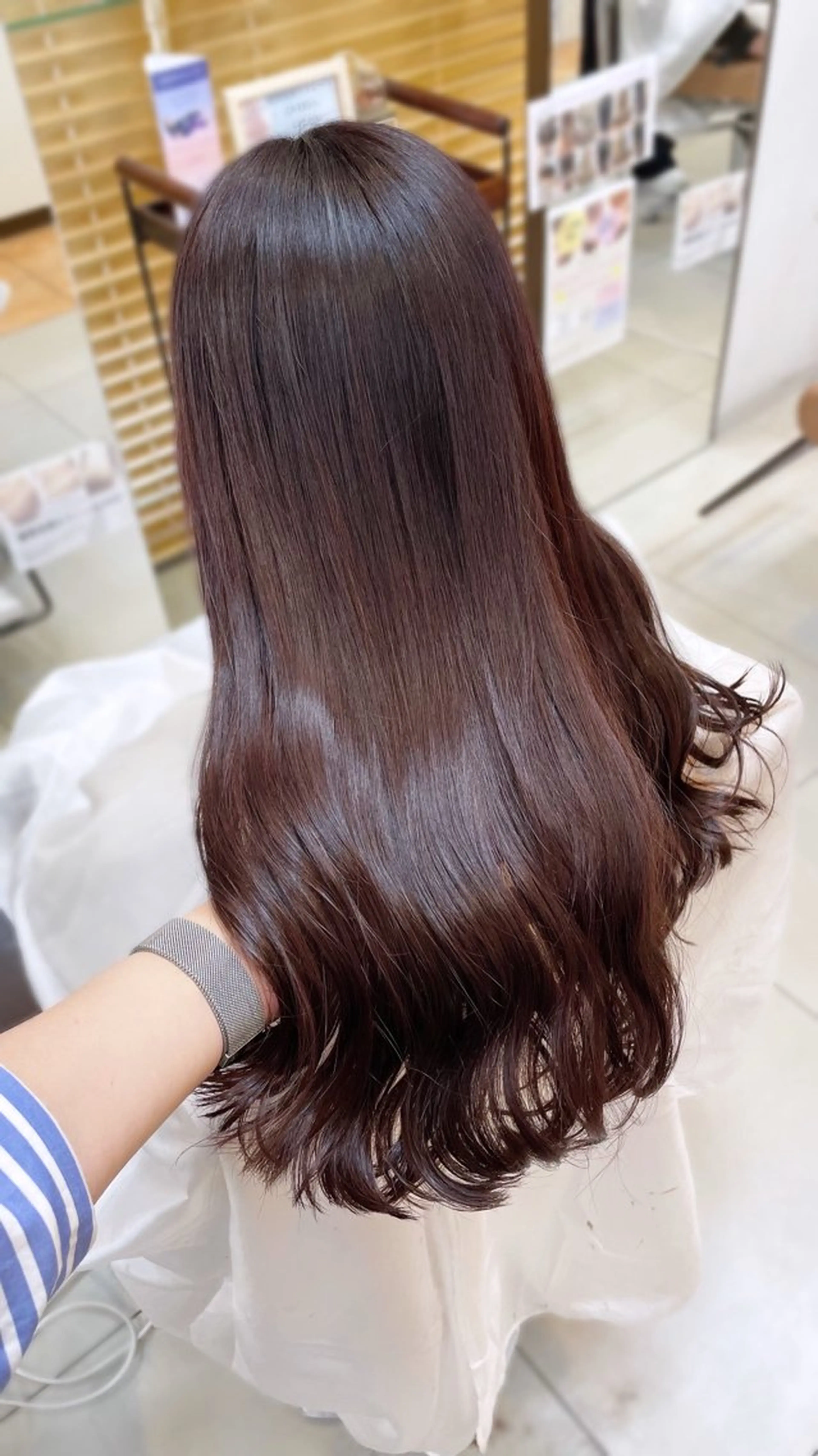 ロング カラー 栄 こずえのヘアスタイル