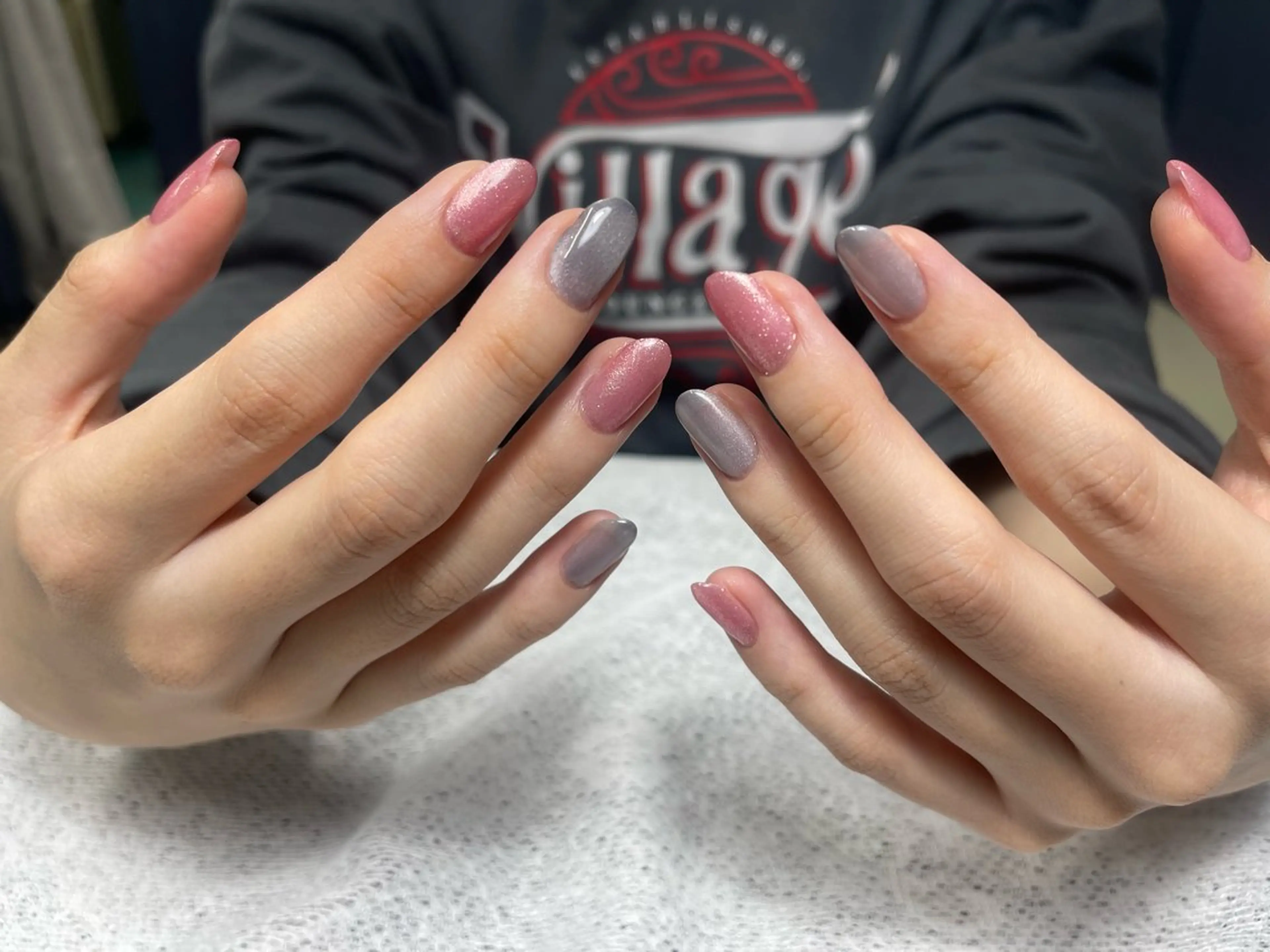 ネイル ラメ(グリッター) マグネットネイル シンプルネイル サロン リムネイルのネイルデザイン