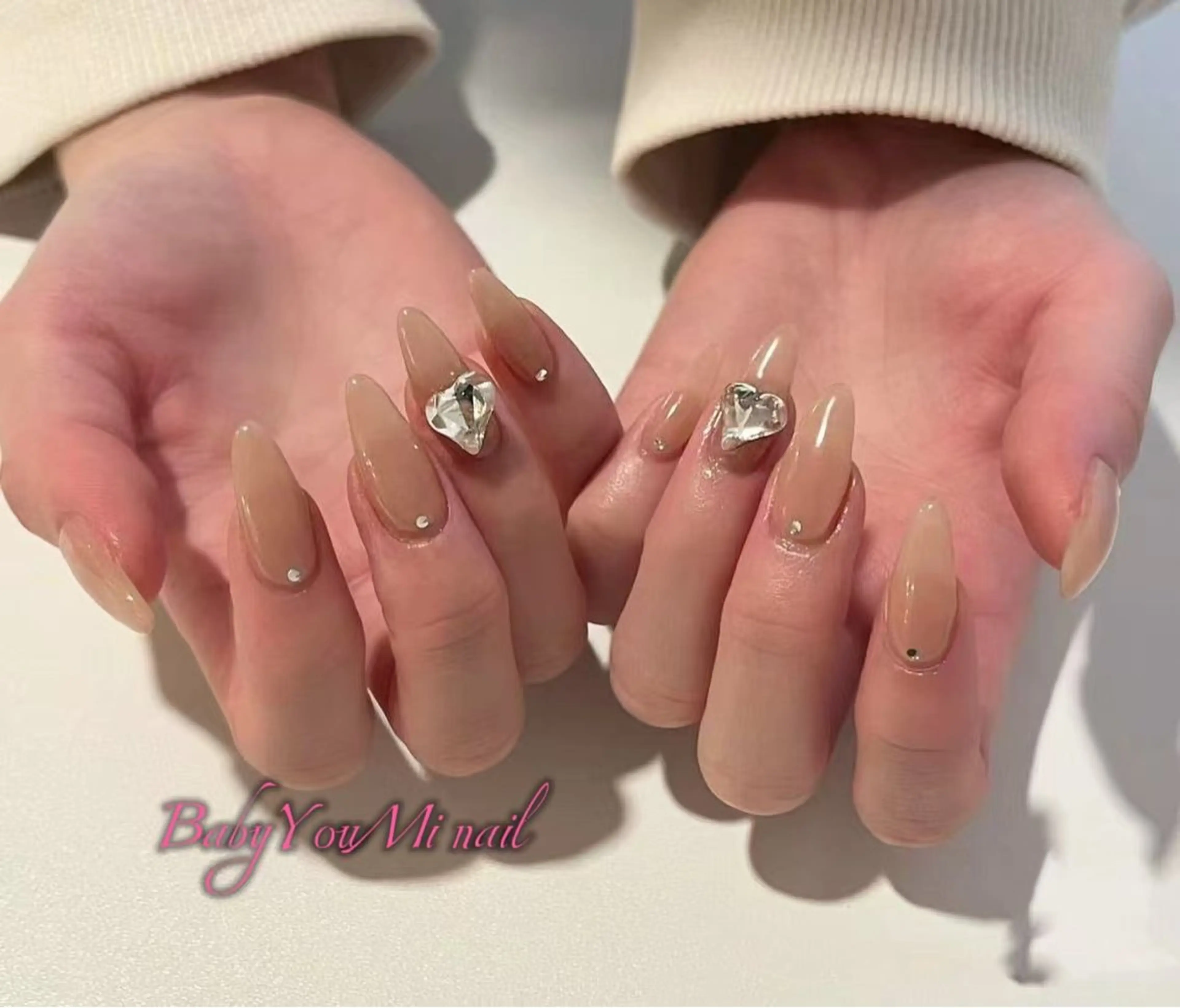 ネイル オーロラネイル フラワーネイル フットネイル フレンチネイル ジェルネイル ハンドネイル BabyYouMi ねねのネイルデザイン