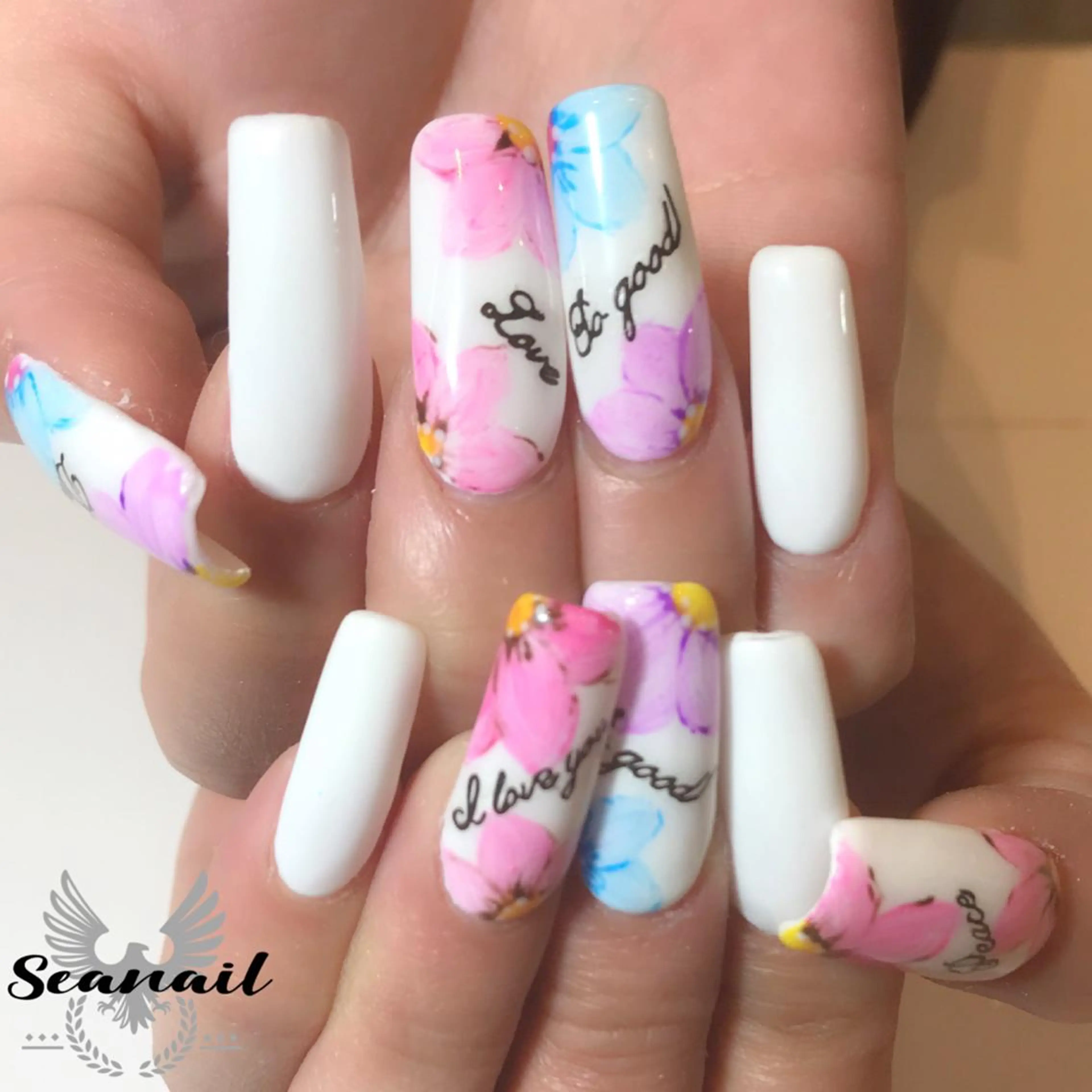 ネイル ハンドネイル 小尾 栞のネイルデザイン
