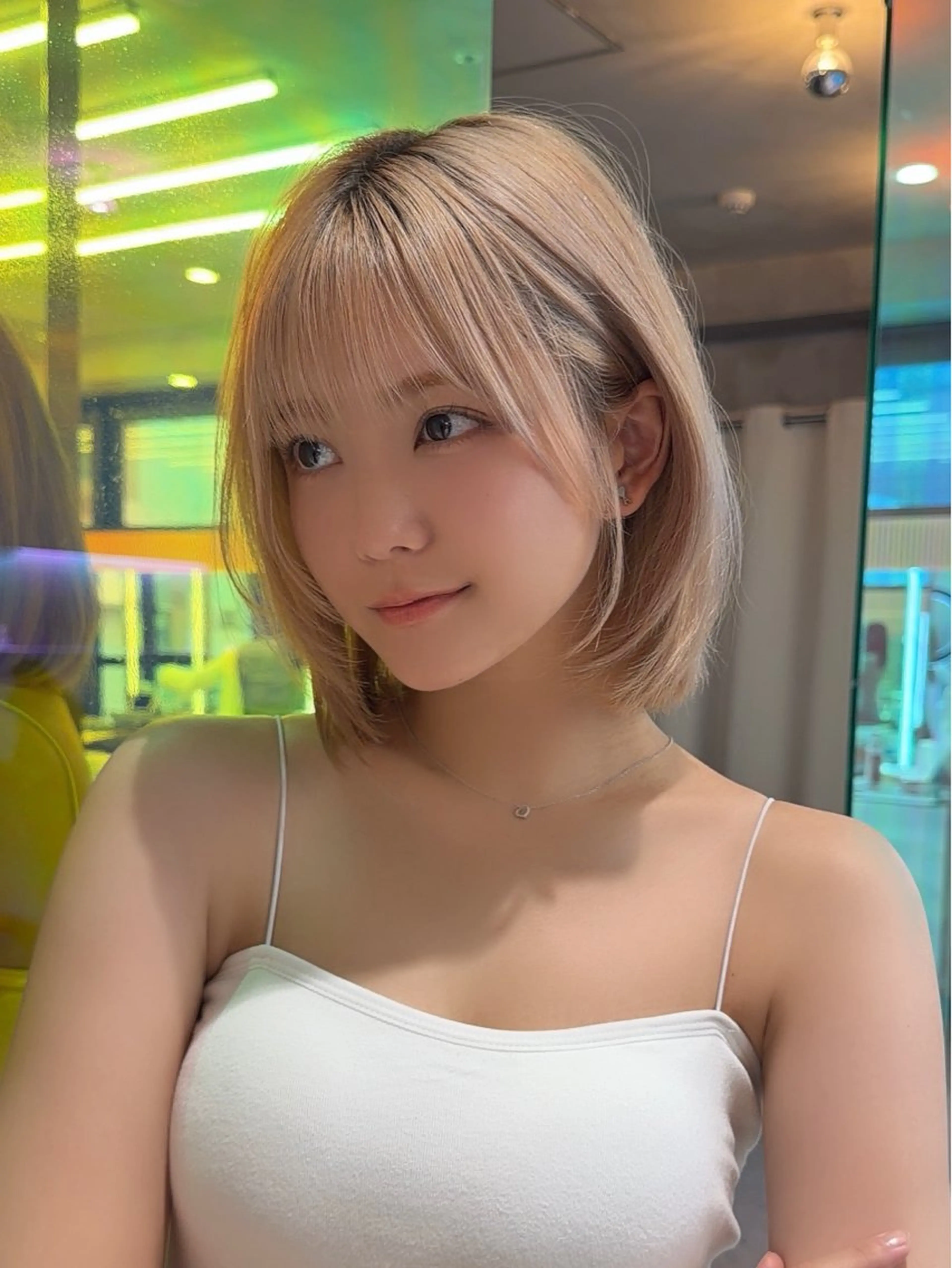 ミディアム カラー 透明感カラー ハイトーンカラー ボブ 小顔カット カット ヘアカラー トリートメント Lond strada 心斎橋所属・🍀小川大輔🍀 ボブ/ブリーチ🥇のヘアスタイル