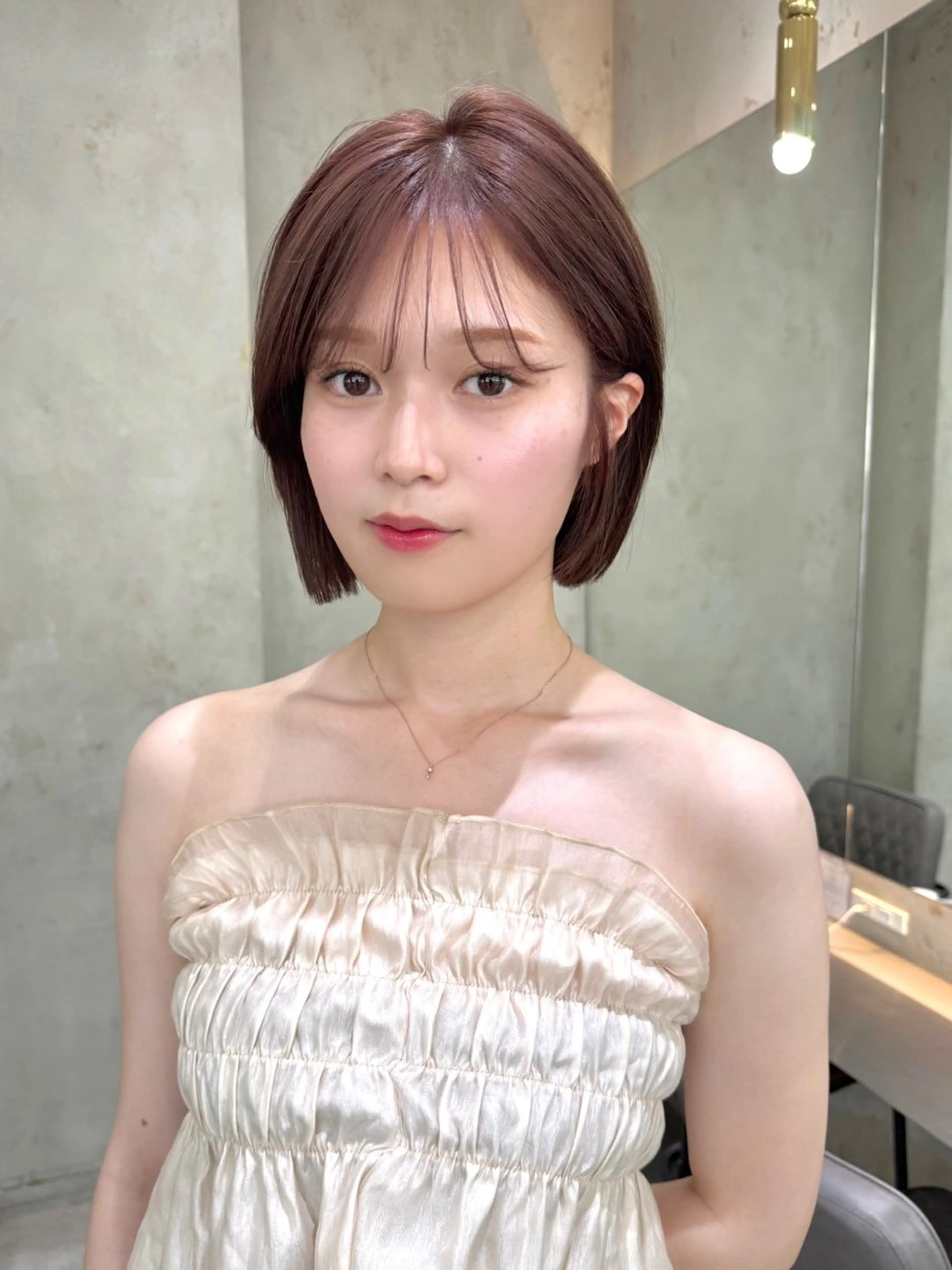 ショート カラー カット ヘアカラー トリートメント 莉乃/縮毛矯正/髪質 改善/艶カラーのヘアスタイル