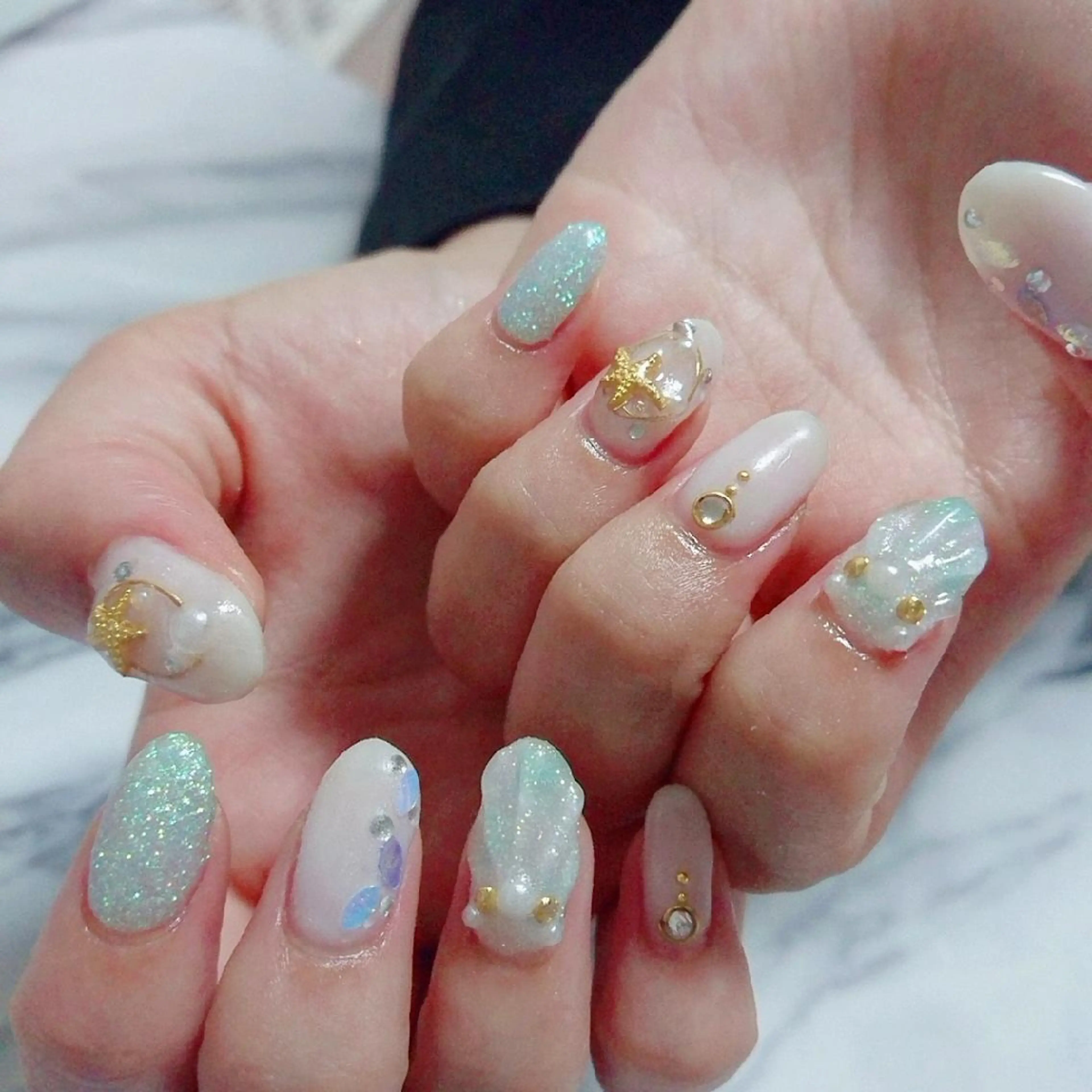 ネイル QULEONAIL所属・大城 裕麻のネイルデザイン