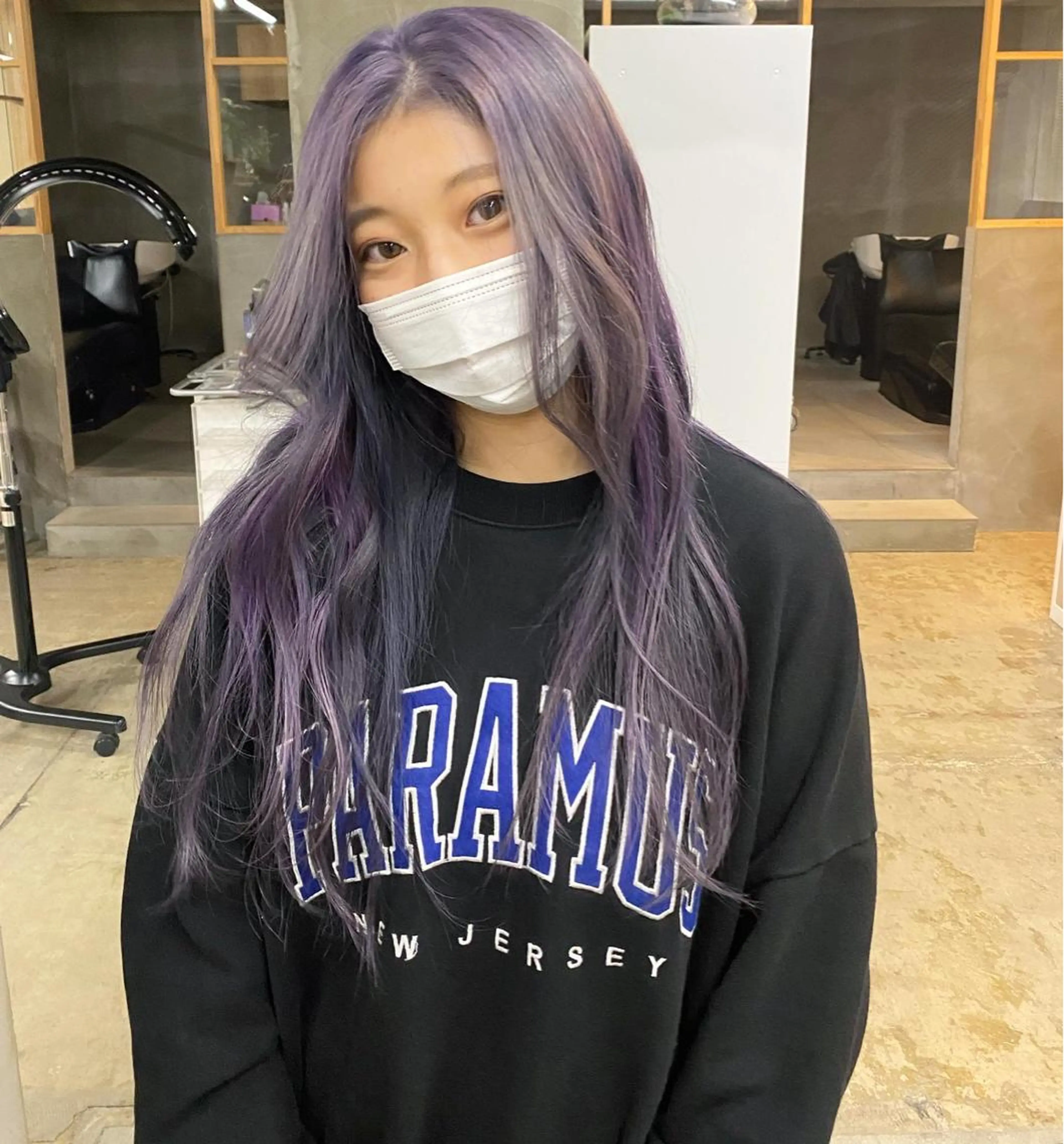 ロング 茜璃/ブリーチカラー /レイヤーカットのヘアスタイル