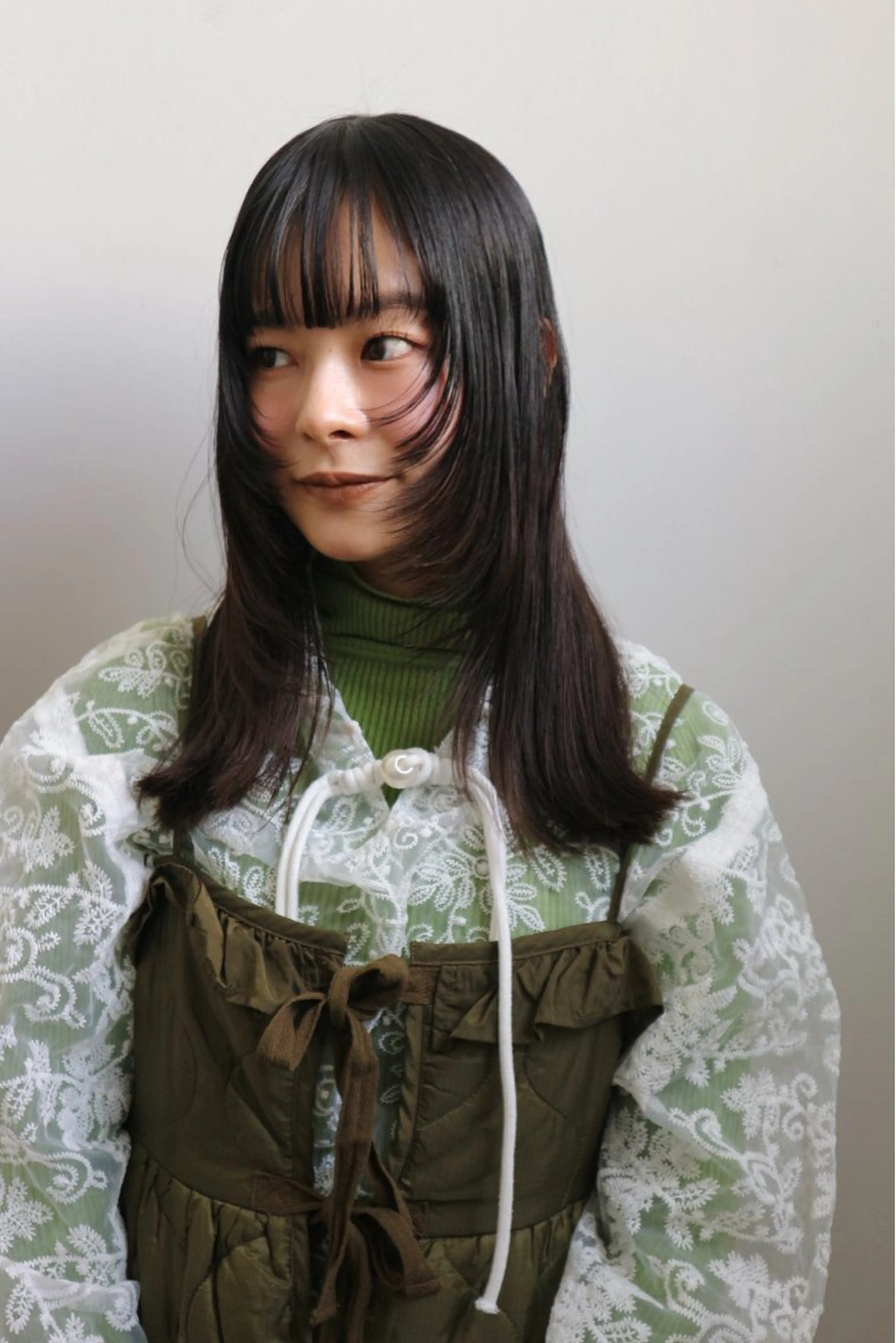 セミロング カラー レイヤーカット DOULAQ所属・AKO .のヘアスタイル