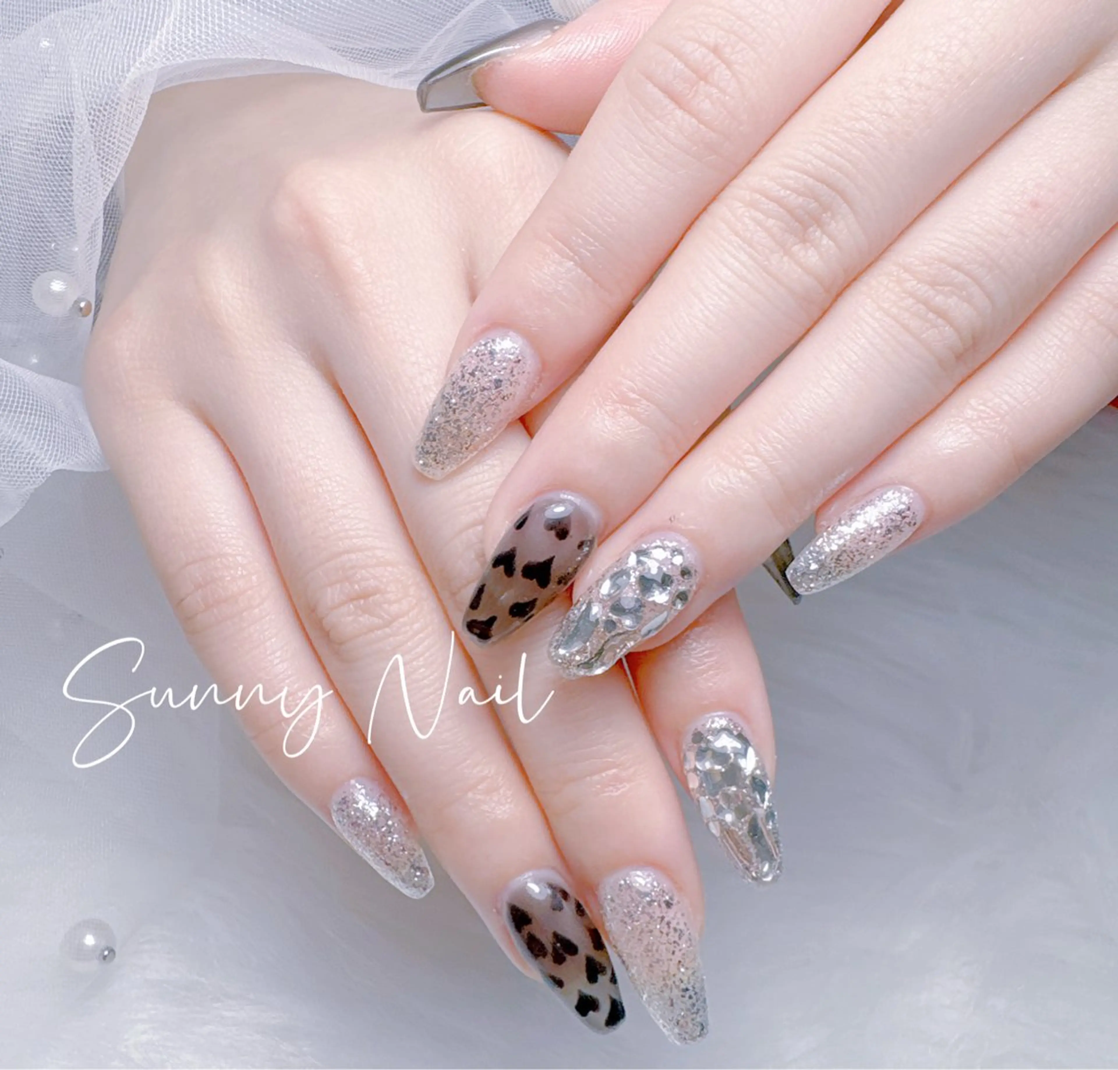 ネイル Sunnyサニー所属・桝井 春奈のネイルデザイン