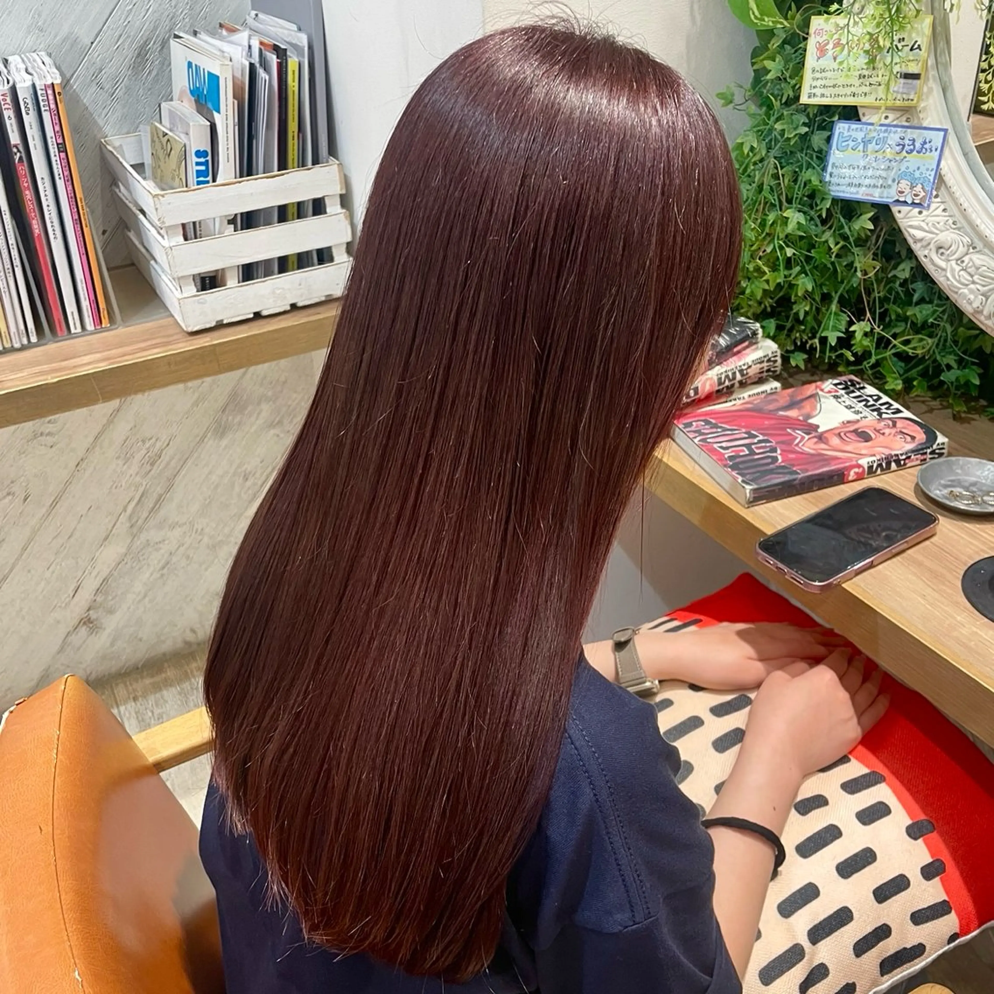 セミロング カラー ブラウンカラー ピンクカラー ピンクブラウン ヘアカラー トリートメント 横浜パーマ🌐 暖色カラー🍒もえかのヘアスタイル