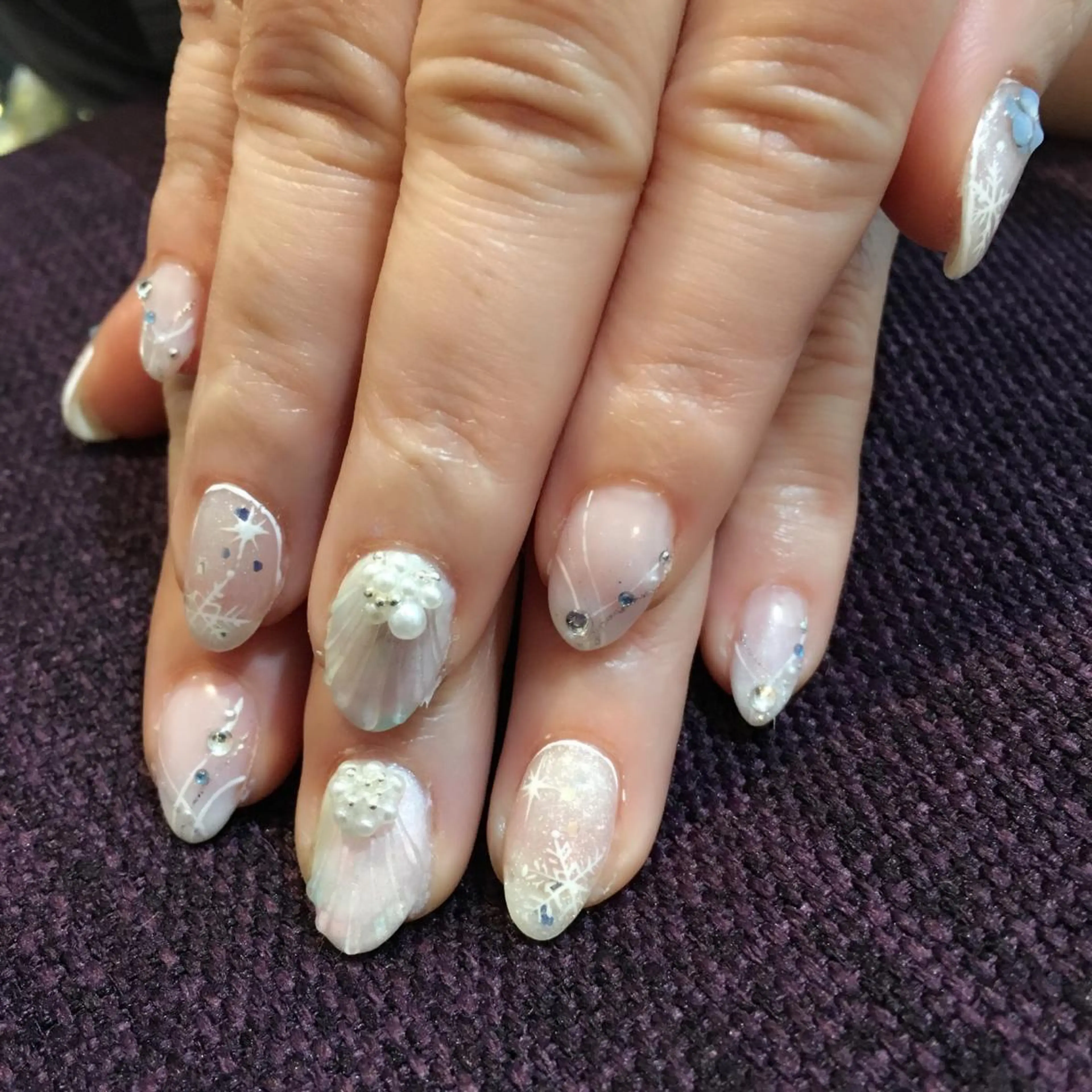 ネイル ハンドネイル フットネイル Angeailes〜アンジュエール〜所属・開運ネイル Angeailesのネイルデザイン