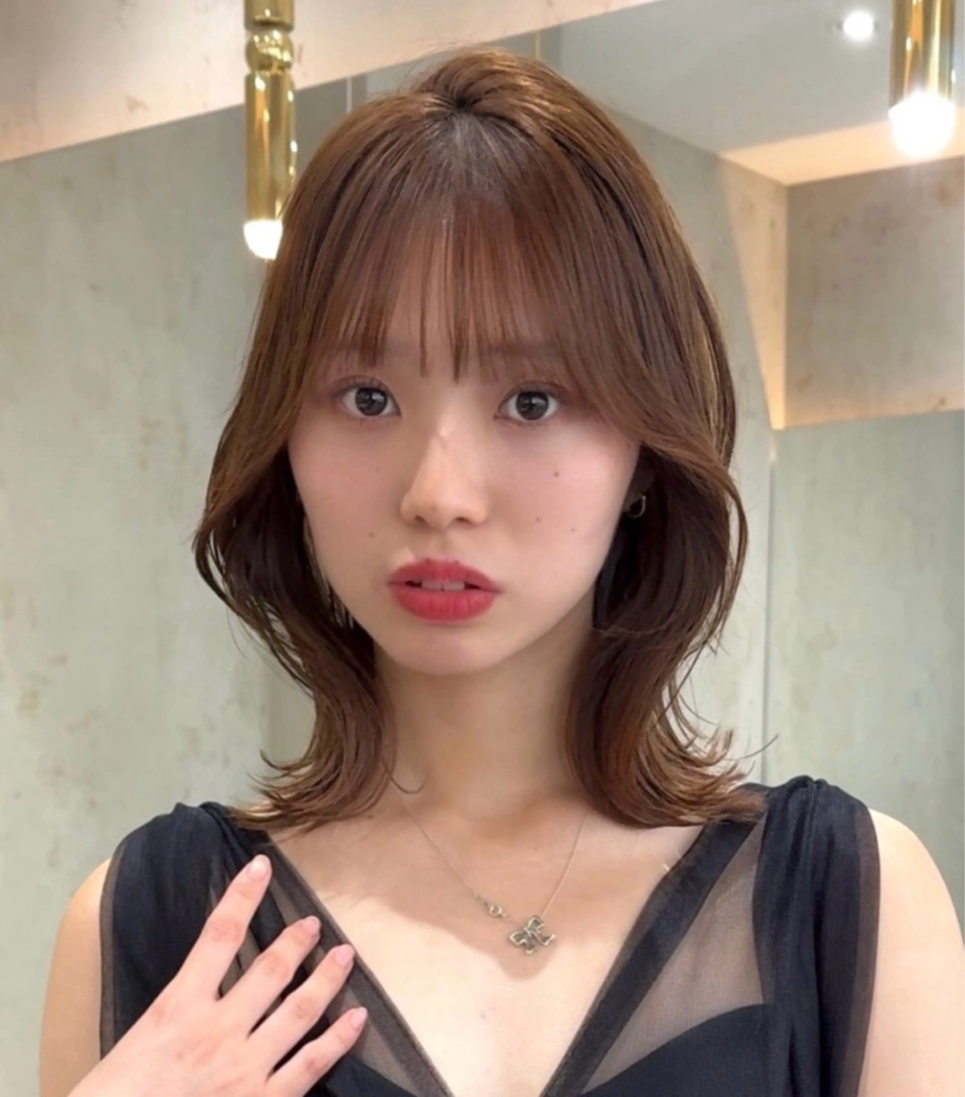 ショート カラー カット ヘアカラー トリートメント 莉乃/縮毛矯正/髪質 改善/艶カラーのヘアスタイル