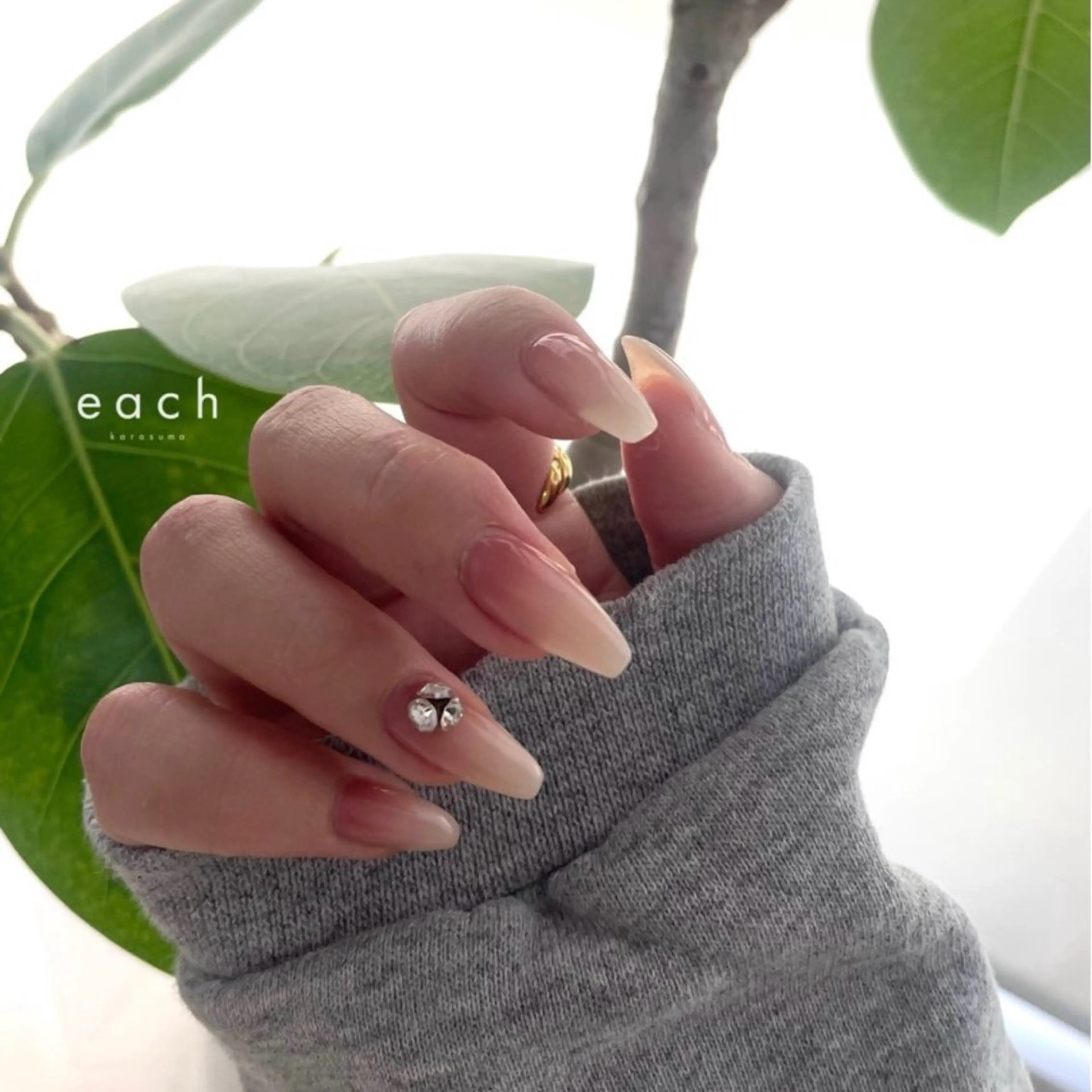 ネイル each sakuraのネイルデザイン