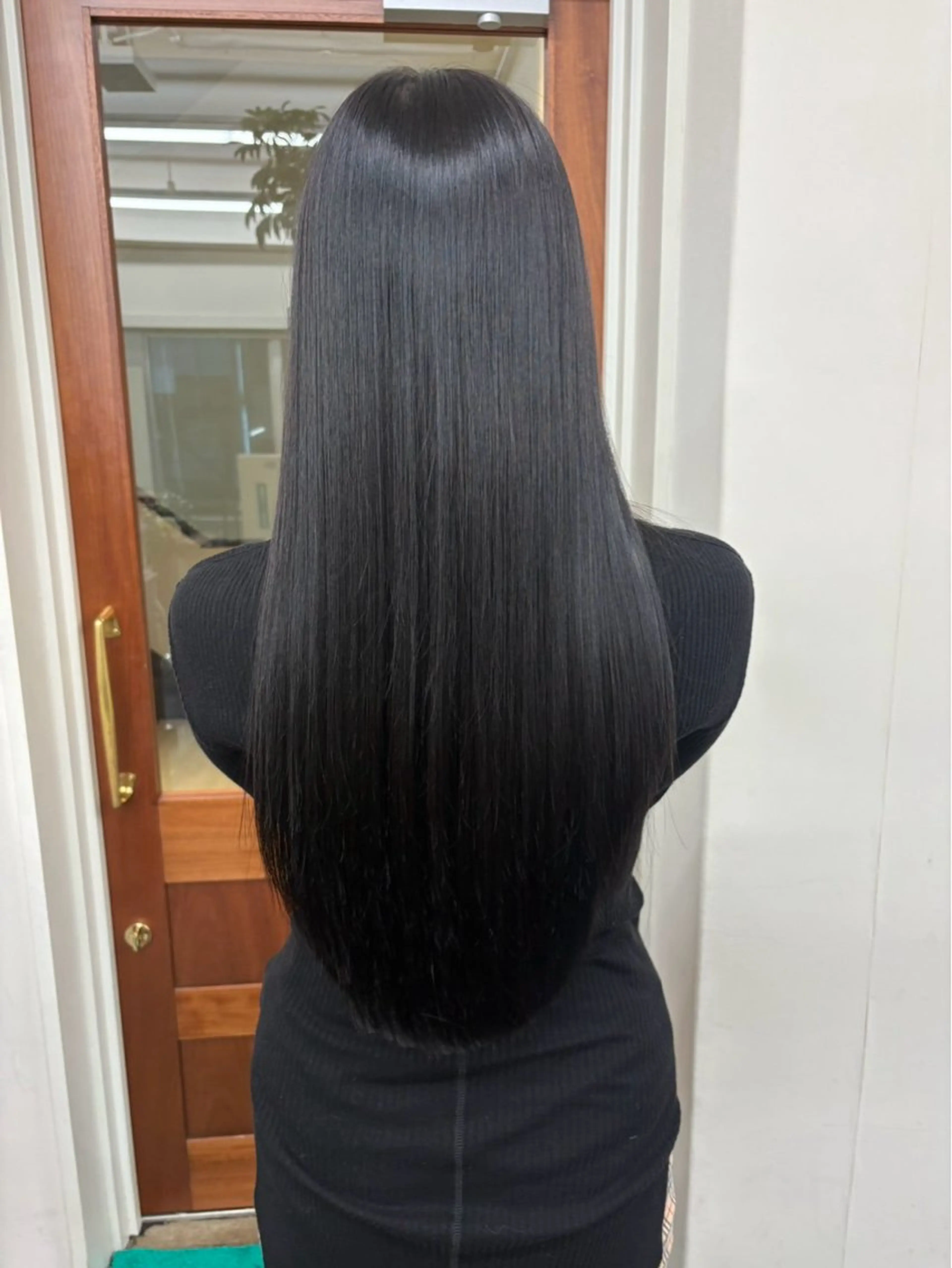 ロング カラー 宮原 しおりのヘアスタイル