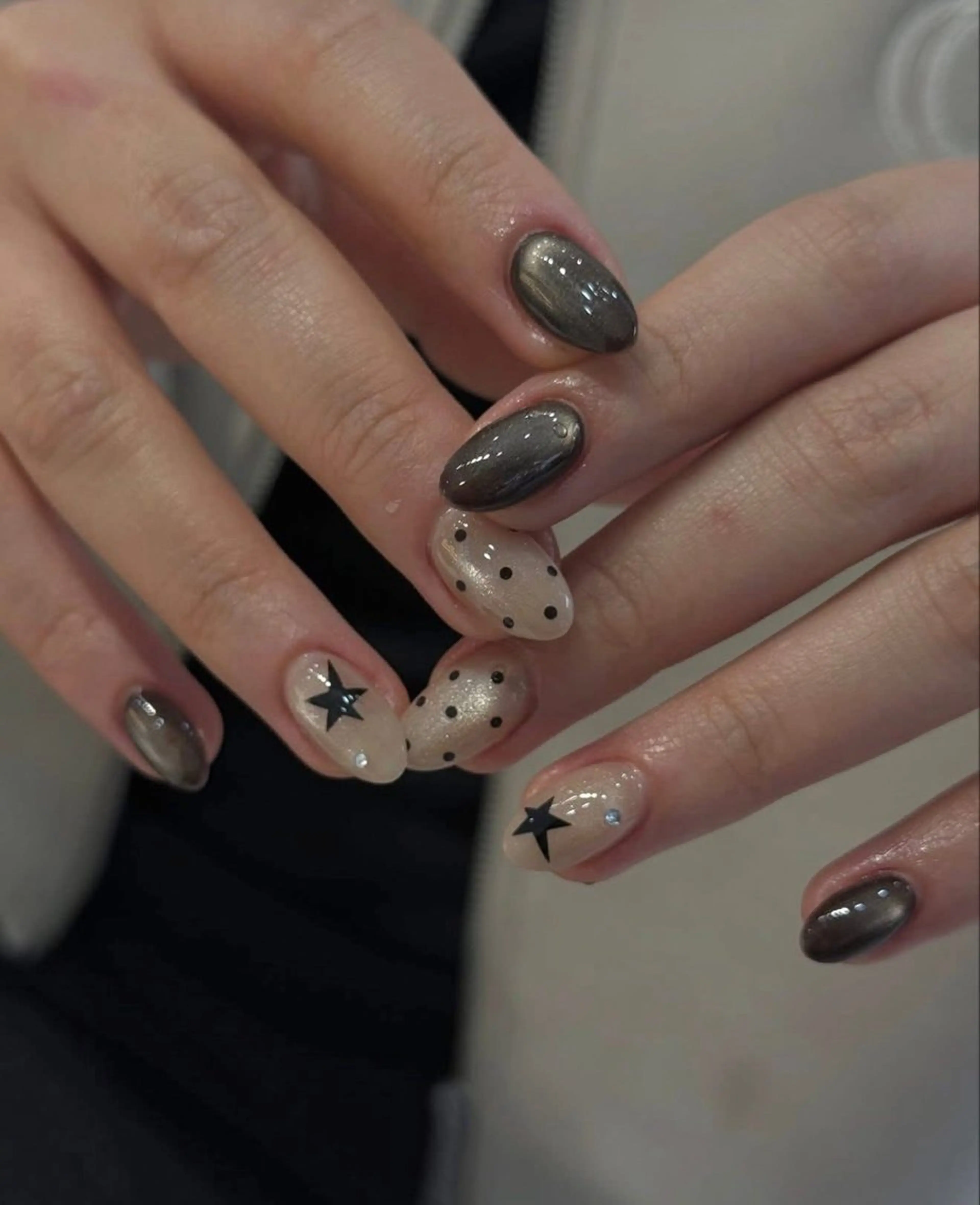 ネイル オーロラネイル ブルー チークネイル 長さ出し フットネイル ハンドネイル JIN 168 新大久保のネイルデザイン