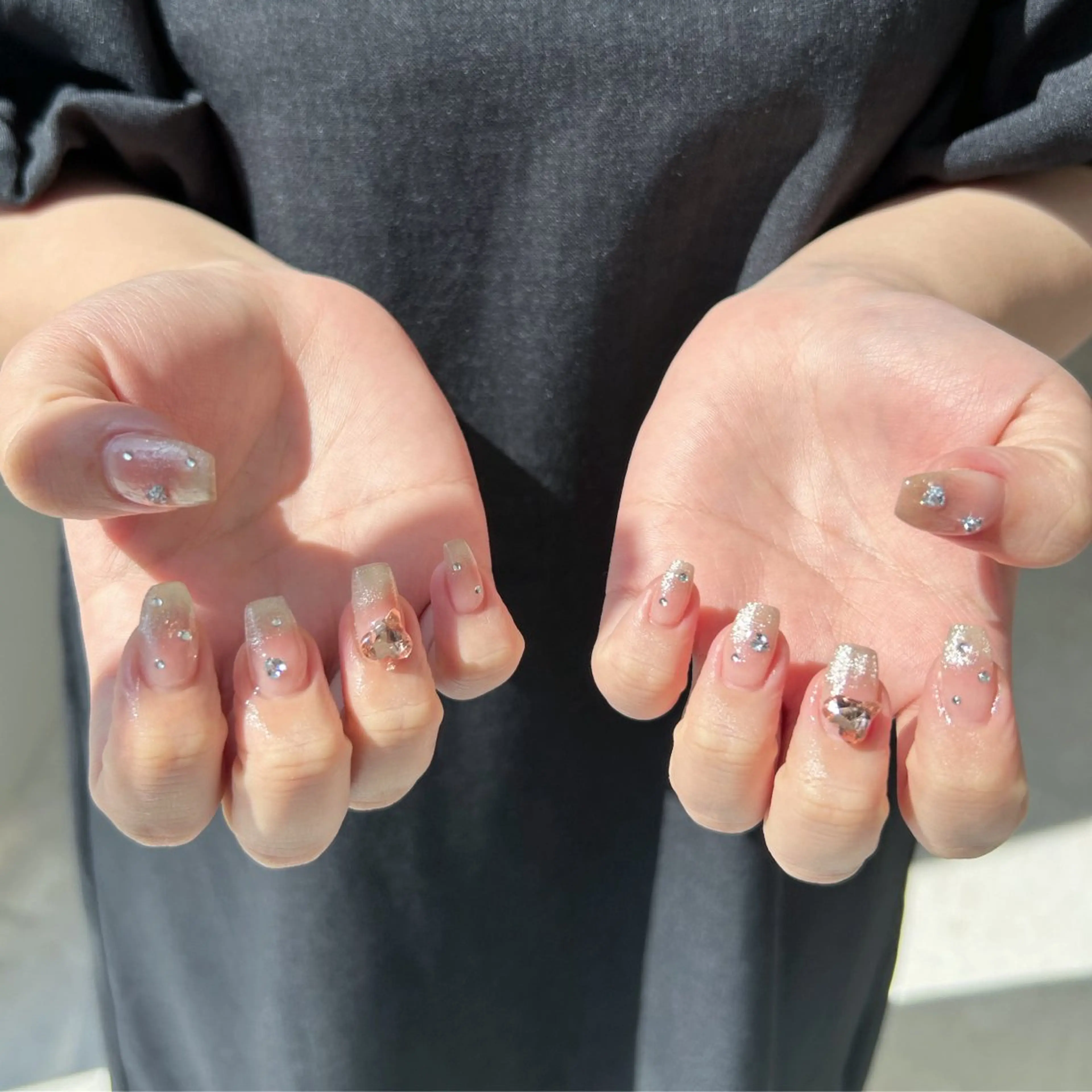 ネイル 持ち込み ワンホンネイル Uzuki ／ROCCOnailのネイルデザイン