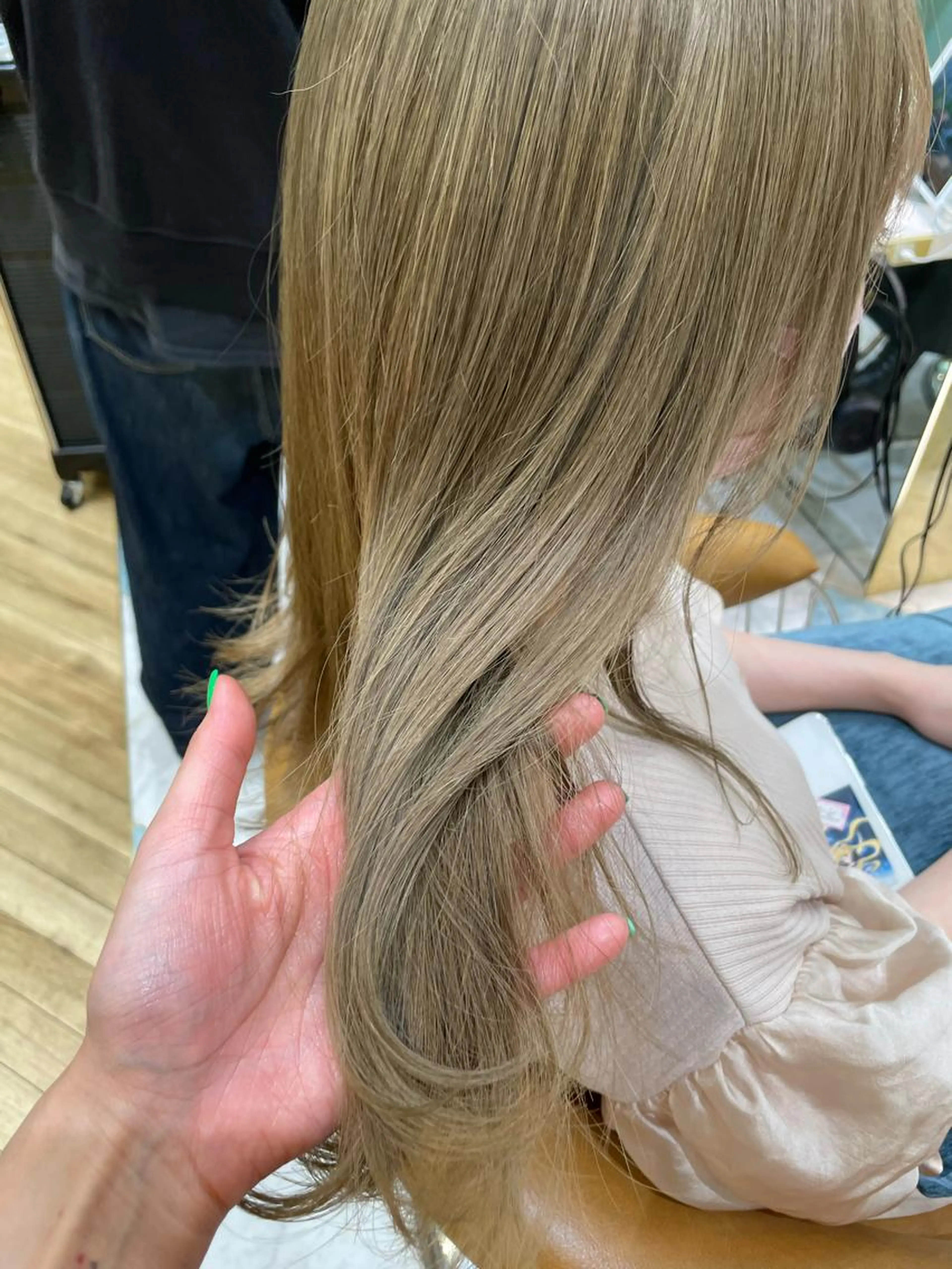 人気No.2🌈イルミナより色持ち発色透明感🫧N.カラー&小顔カット&スチームtrの写真