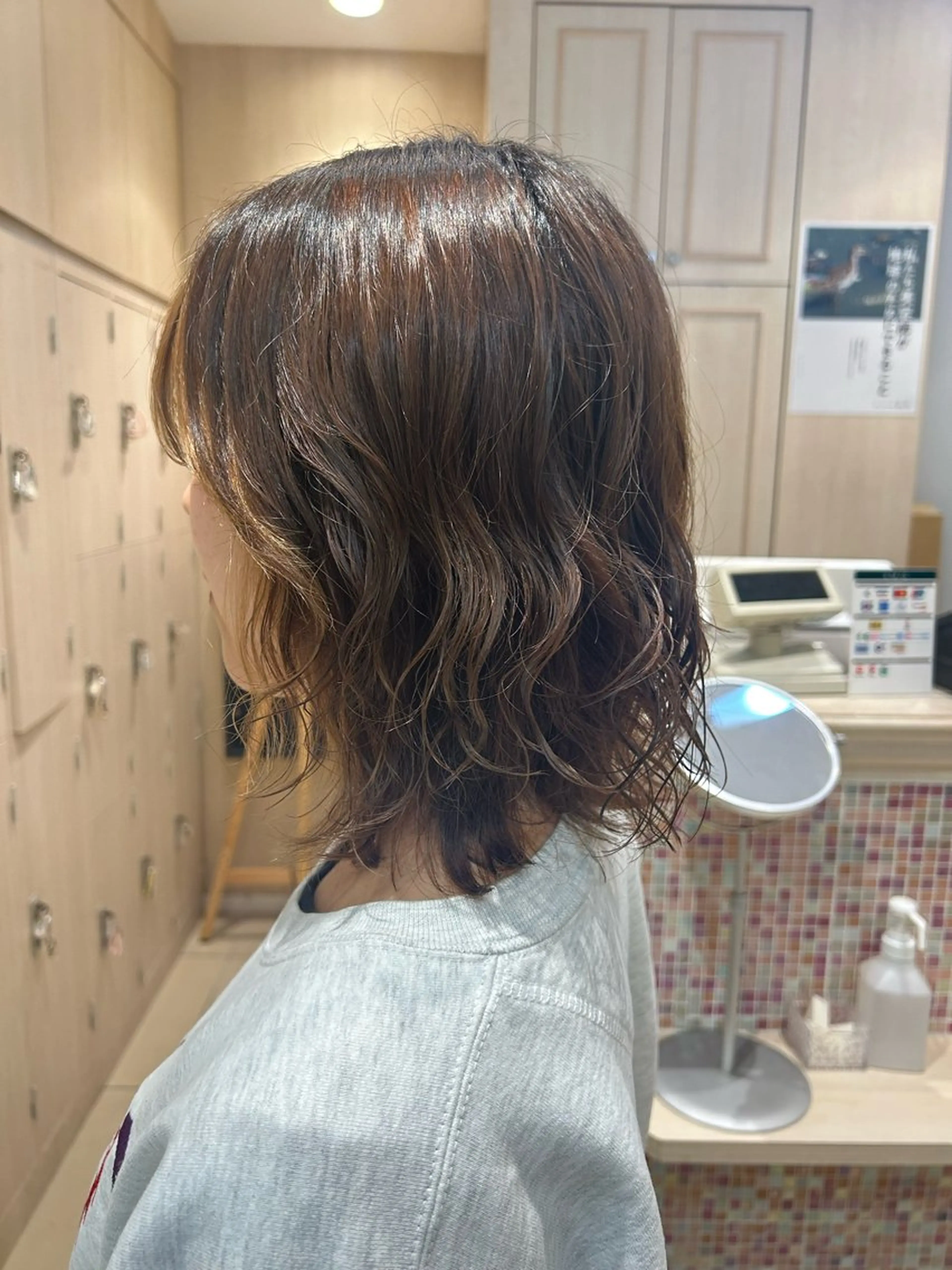 ミディアム ミディアムパーマ 山田 桃華のヘアスタイル