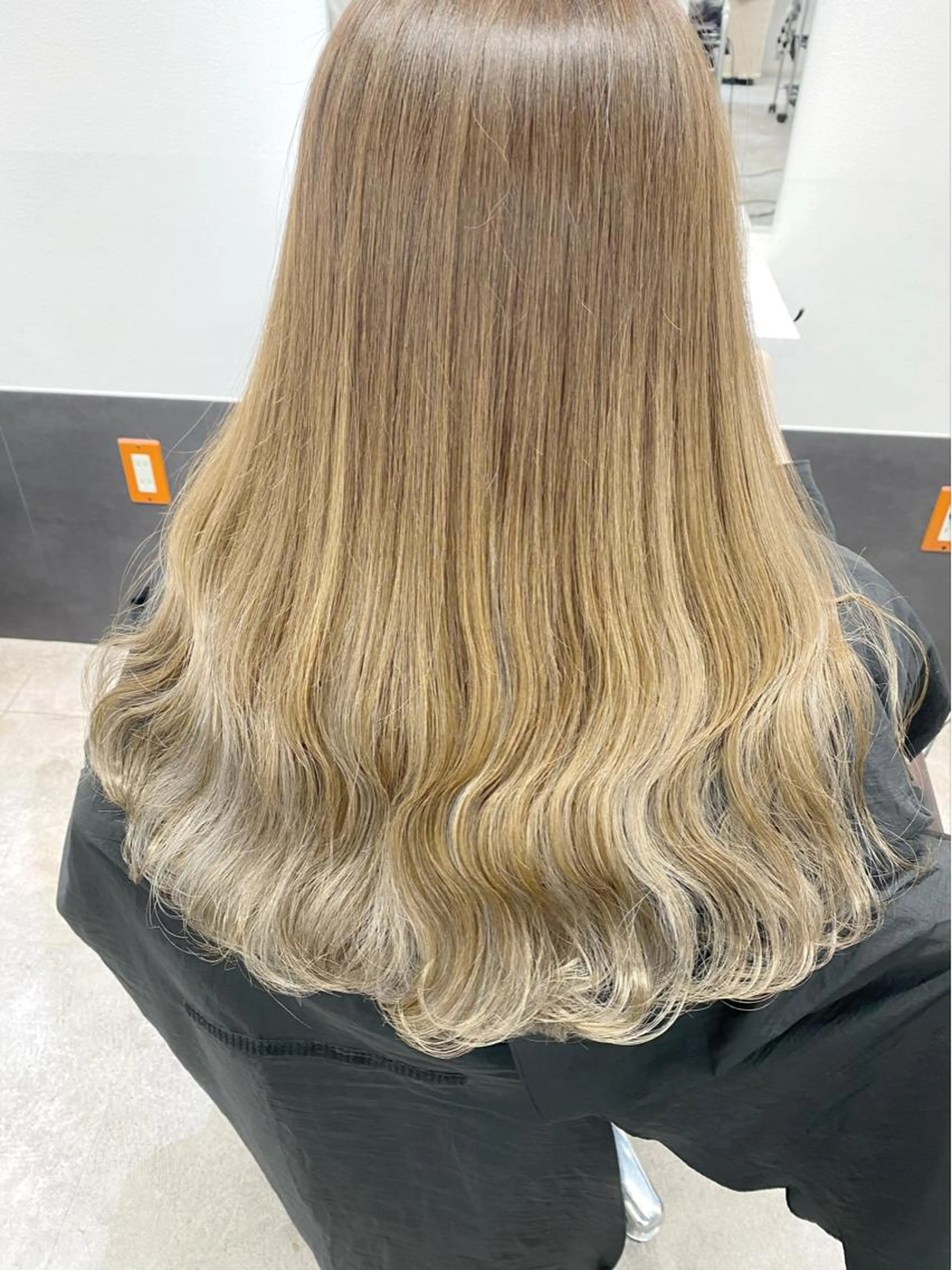 🦄透明感たっぷり🦄ブリーチカラー!プレミアムケアでダメージレスカラーの写真