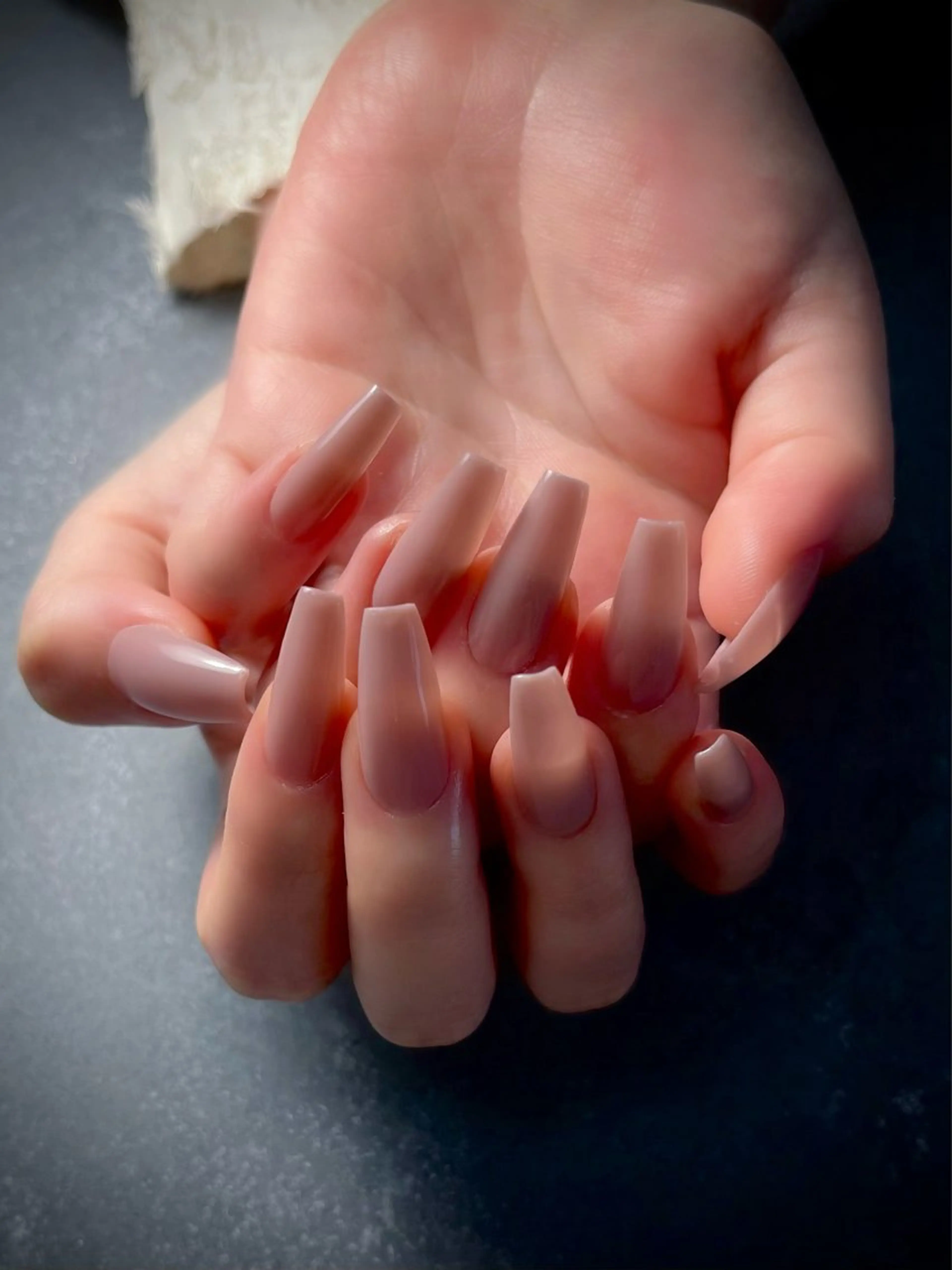 ネイル キラキラネイル マグネットネイル ワンカラーネイル スカルプネイル ワンホンネイル nine.🦋 YUKOのネイルデザイン