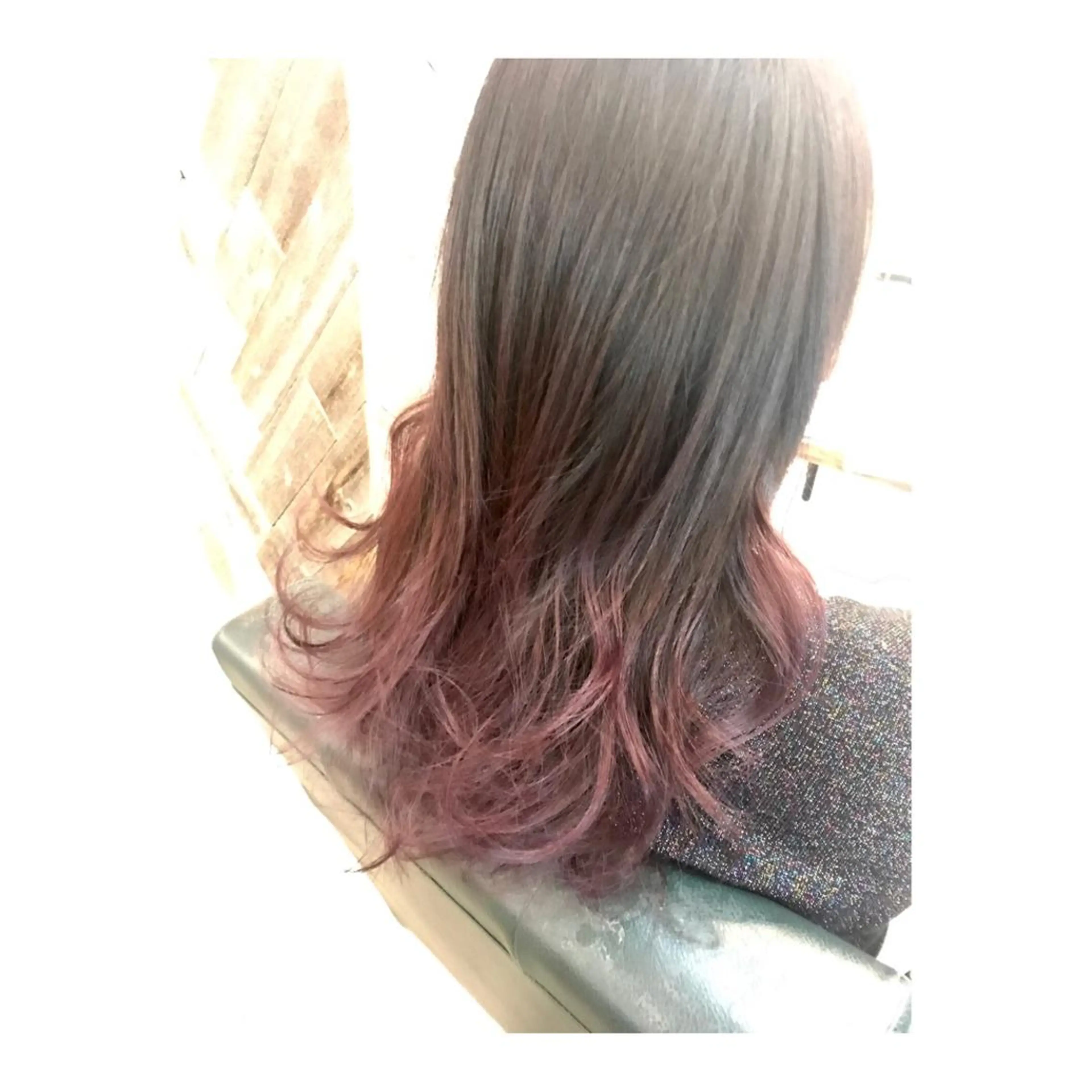 セミロング カラー グラデーションカラー ピンクカラー カット ヘアカラー トリートメント 河野 行史のヘアスタイル