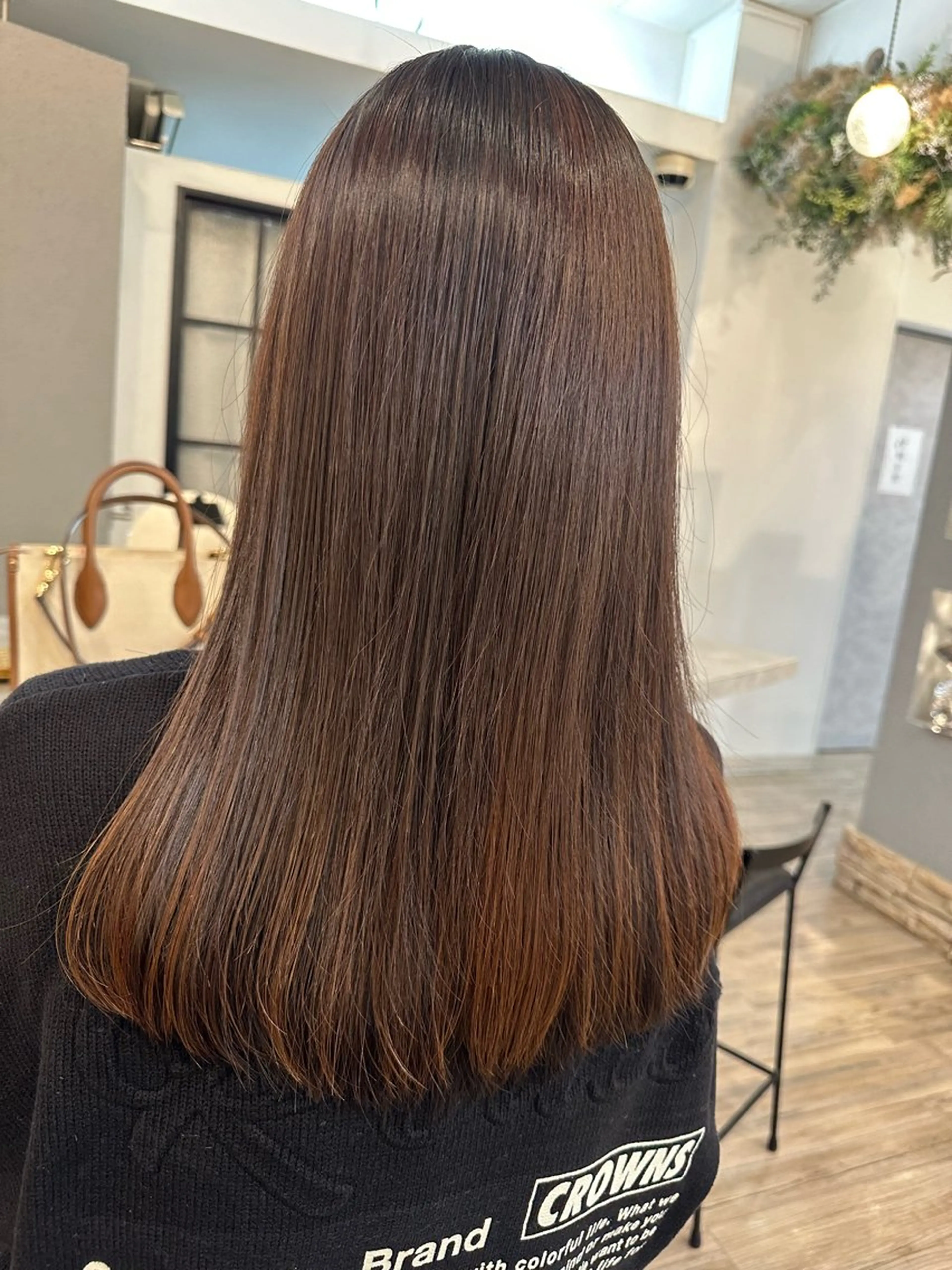 ミディアム 縮毛矯正 カット 縮毛矯正 トリートメント sato ayaka ｜透明感カラー🫧のヘアスタイル