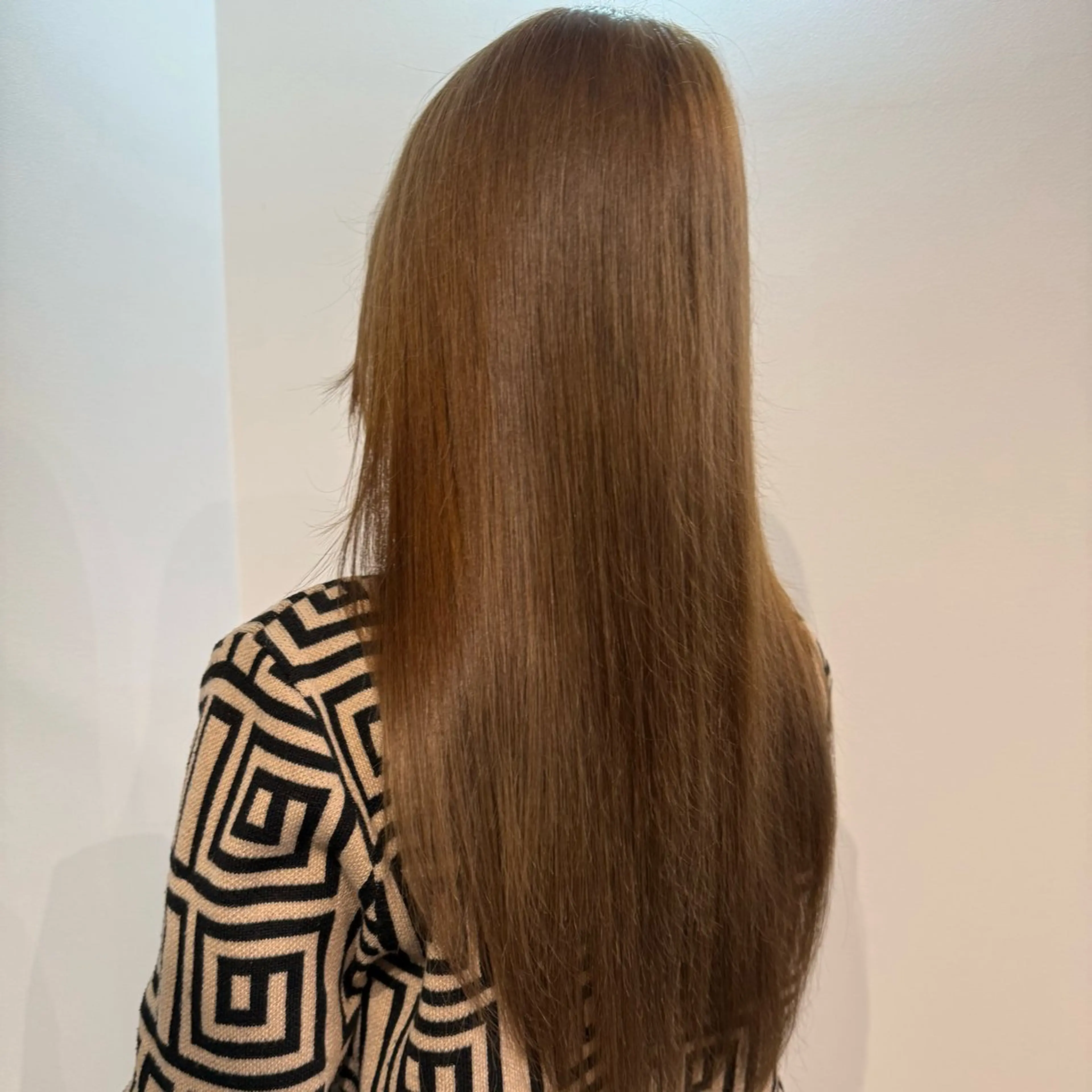 ロング カラー ベージュカラー ミルクティーベージュ ヘアカラー JOULE'S（ジュール）所属・JOULE'S yumekaのヘアスタイル