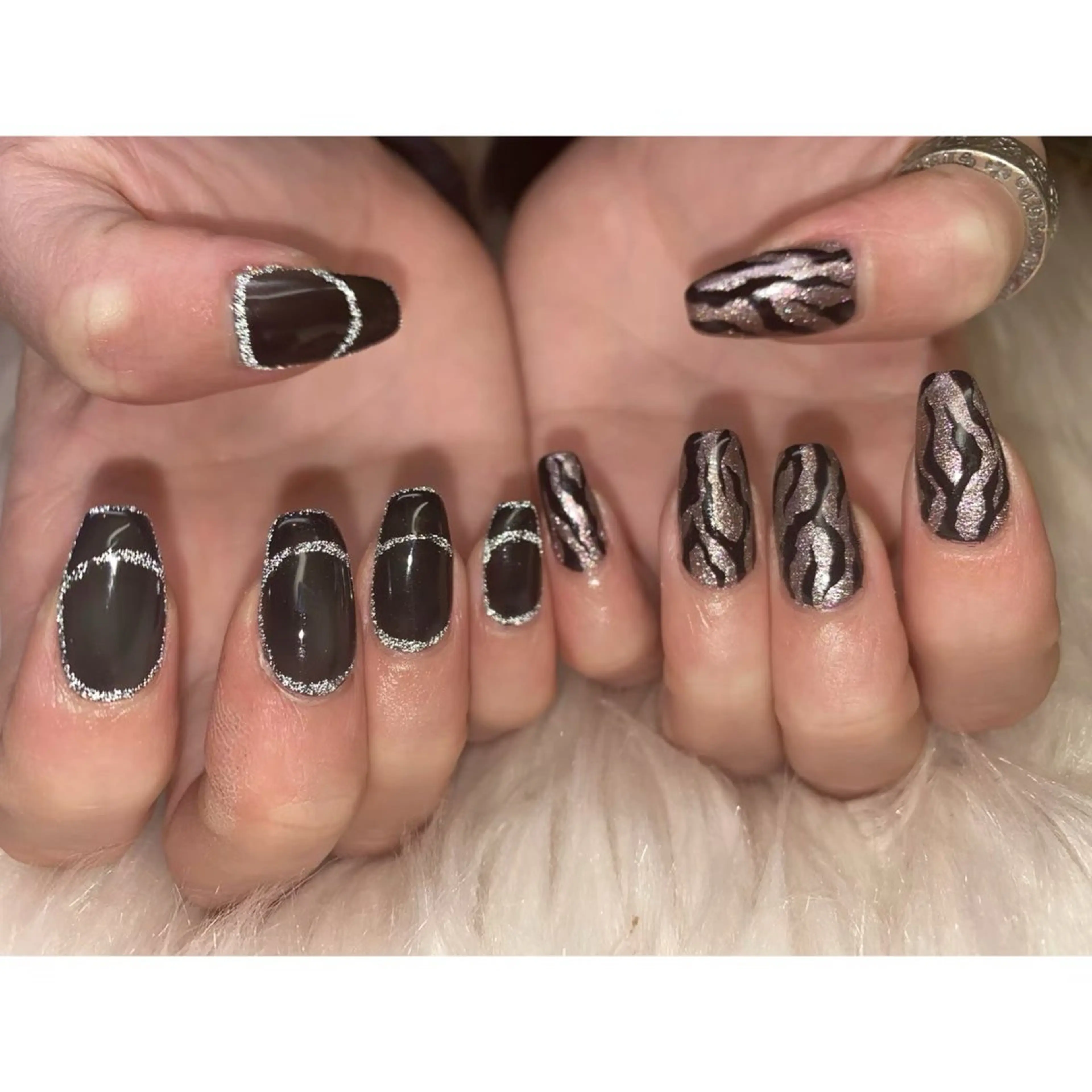 ネイル 成人式 冬ネイル クリスマス ハンドネイル ティーエヌ 金山駅東口店のネイルデザイン