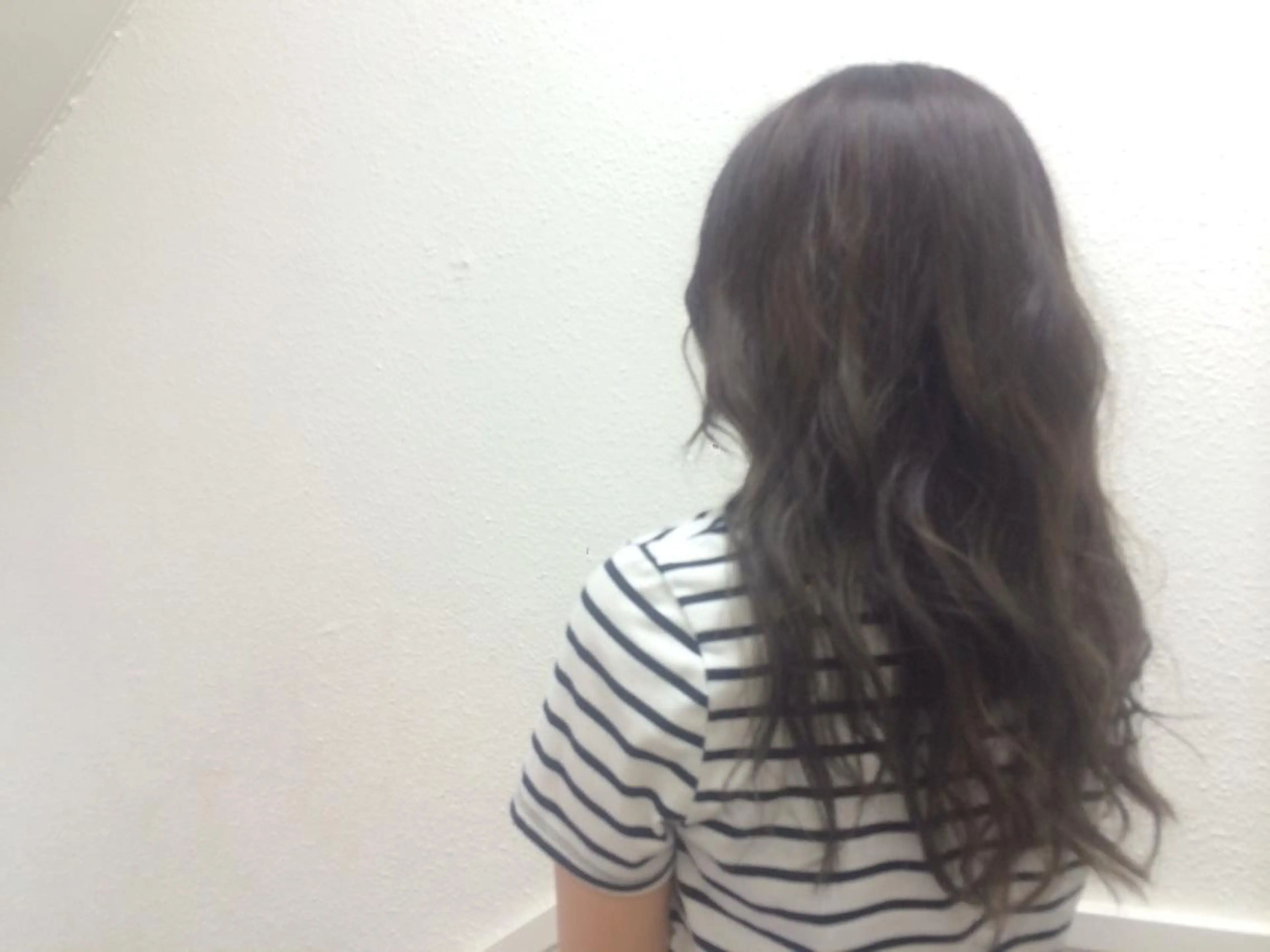 ロング カラー グレージュ にった みずきのヘアスタイル