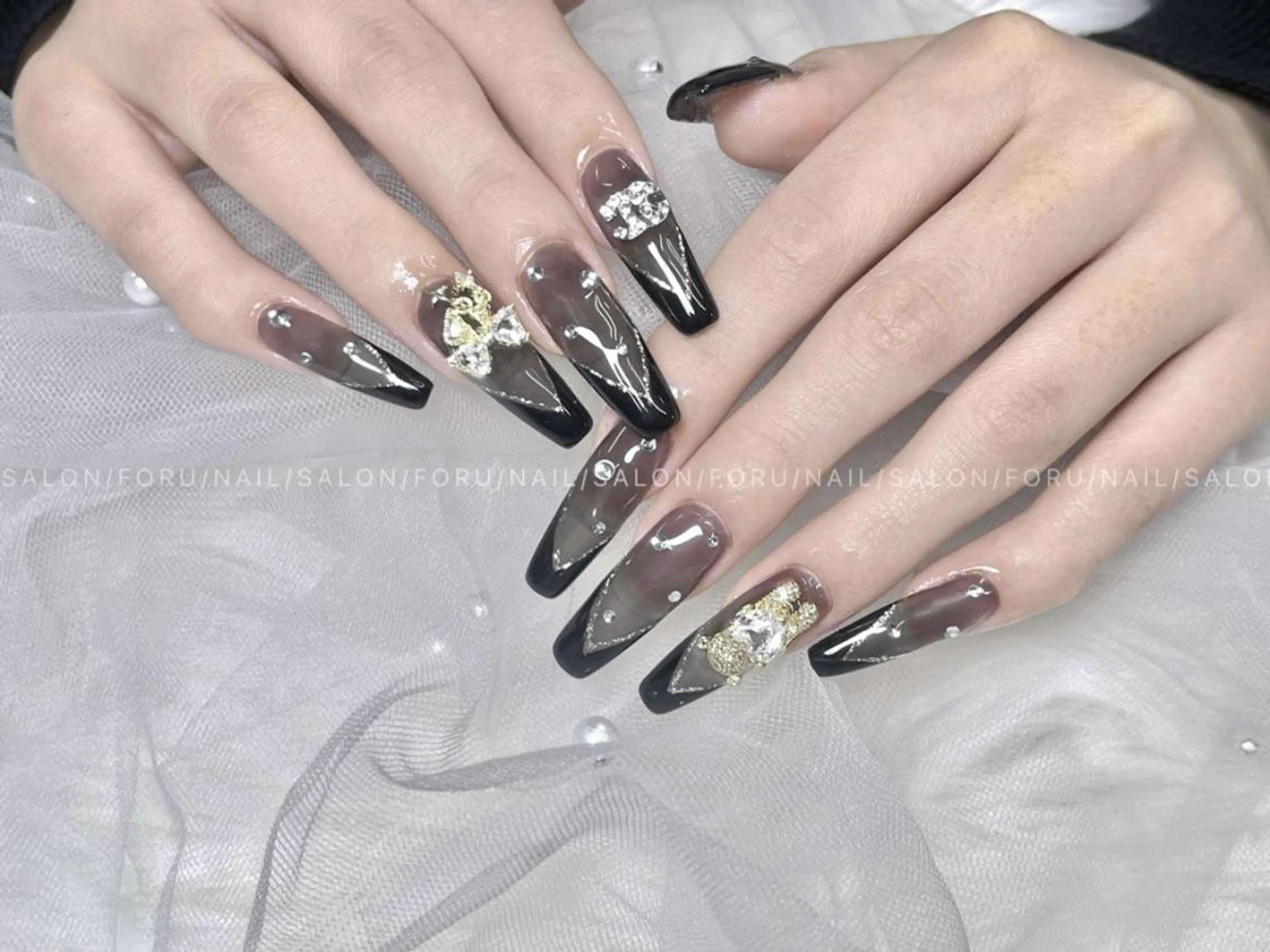 メンズ ネイル アートネイル フレンチネイル ジェルネイル キラキラネイル パラジェル Bloom kabukiのネイルデザイン