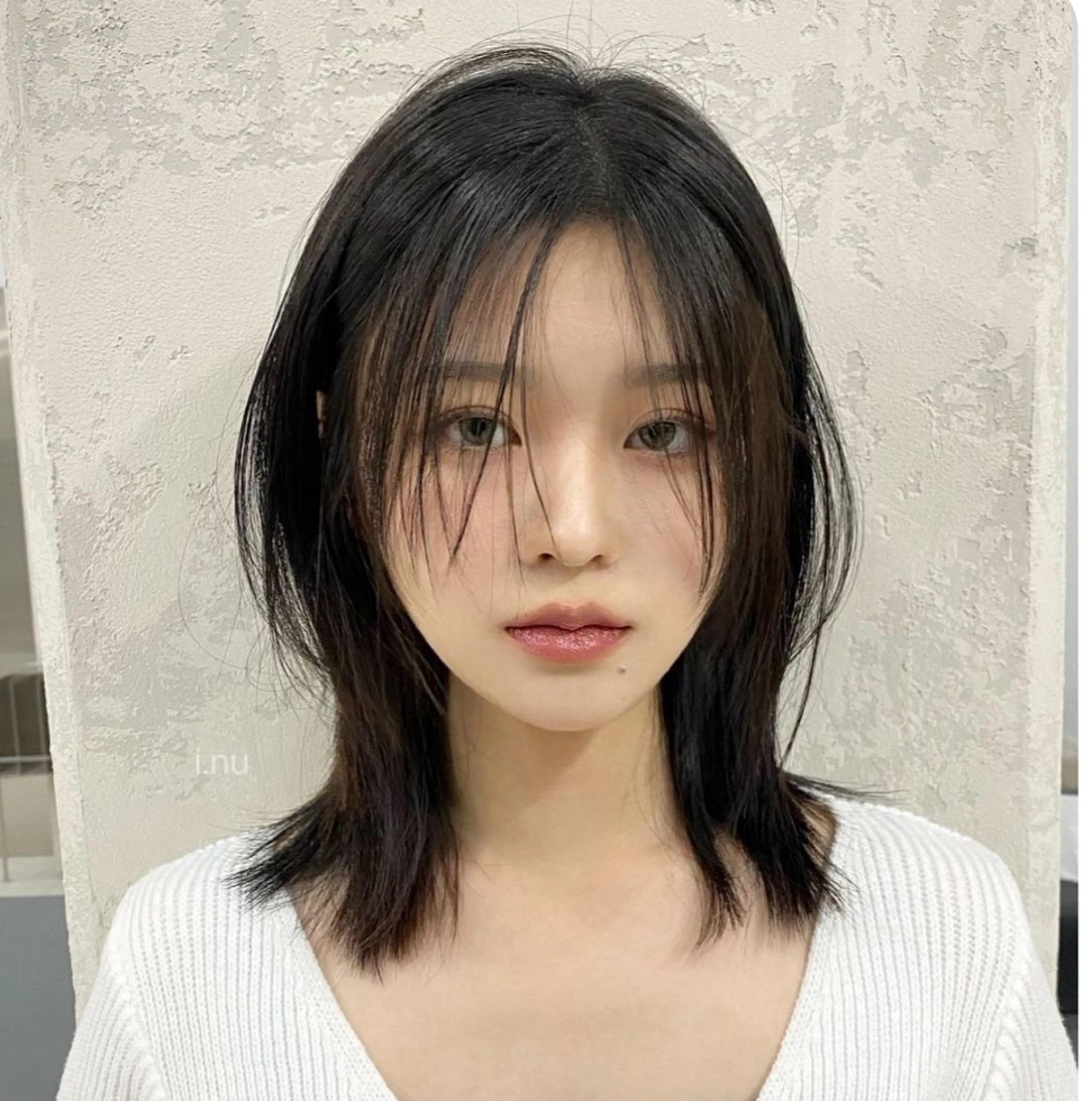 ミディアム 似合わせカット 小林愛奈のヘアスタイル