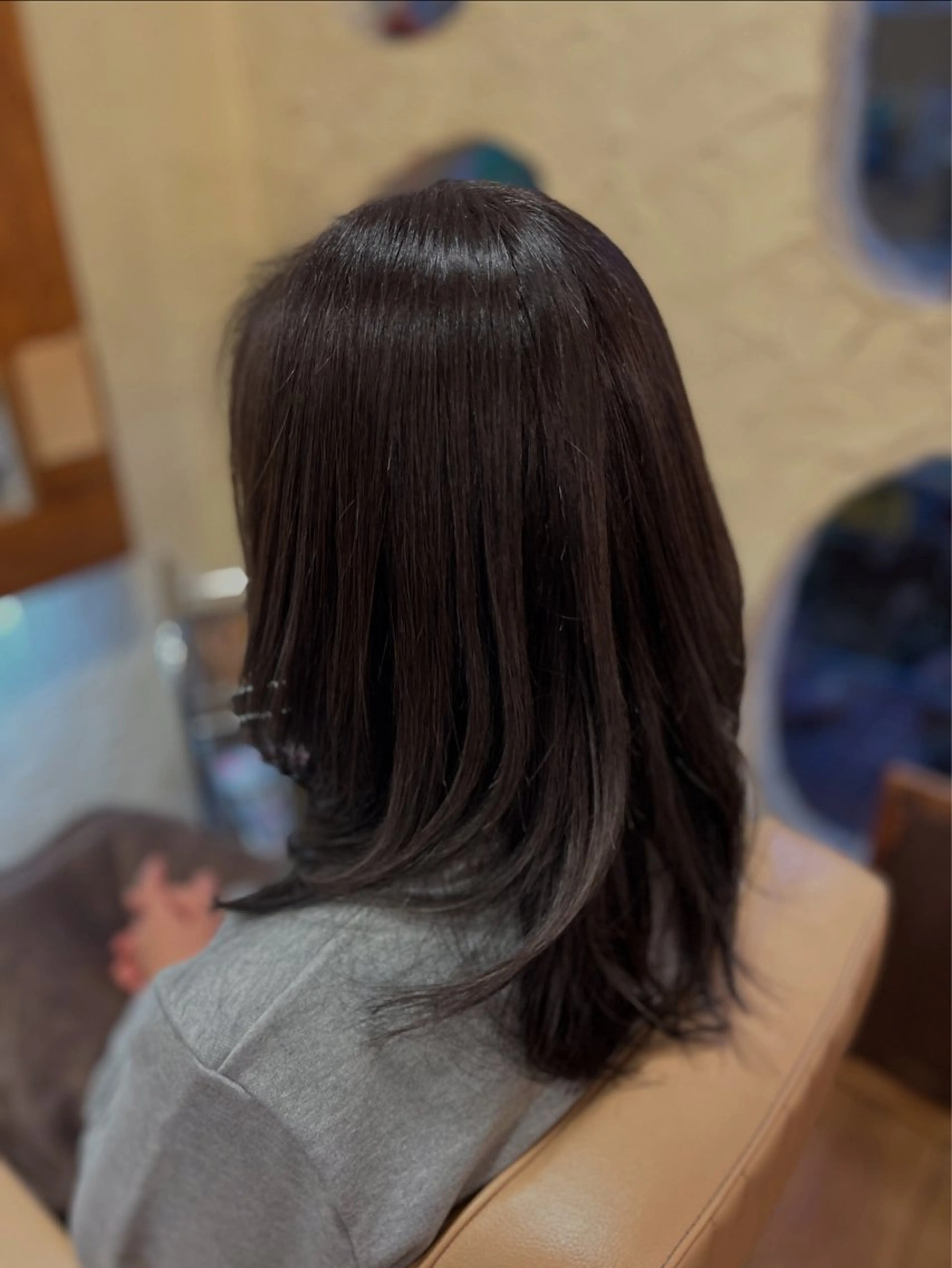 セミロング カット ヘアカラー トリートメント 柘植 雅大のヘアスタイル