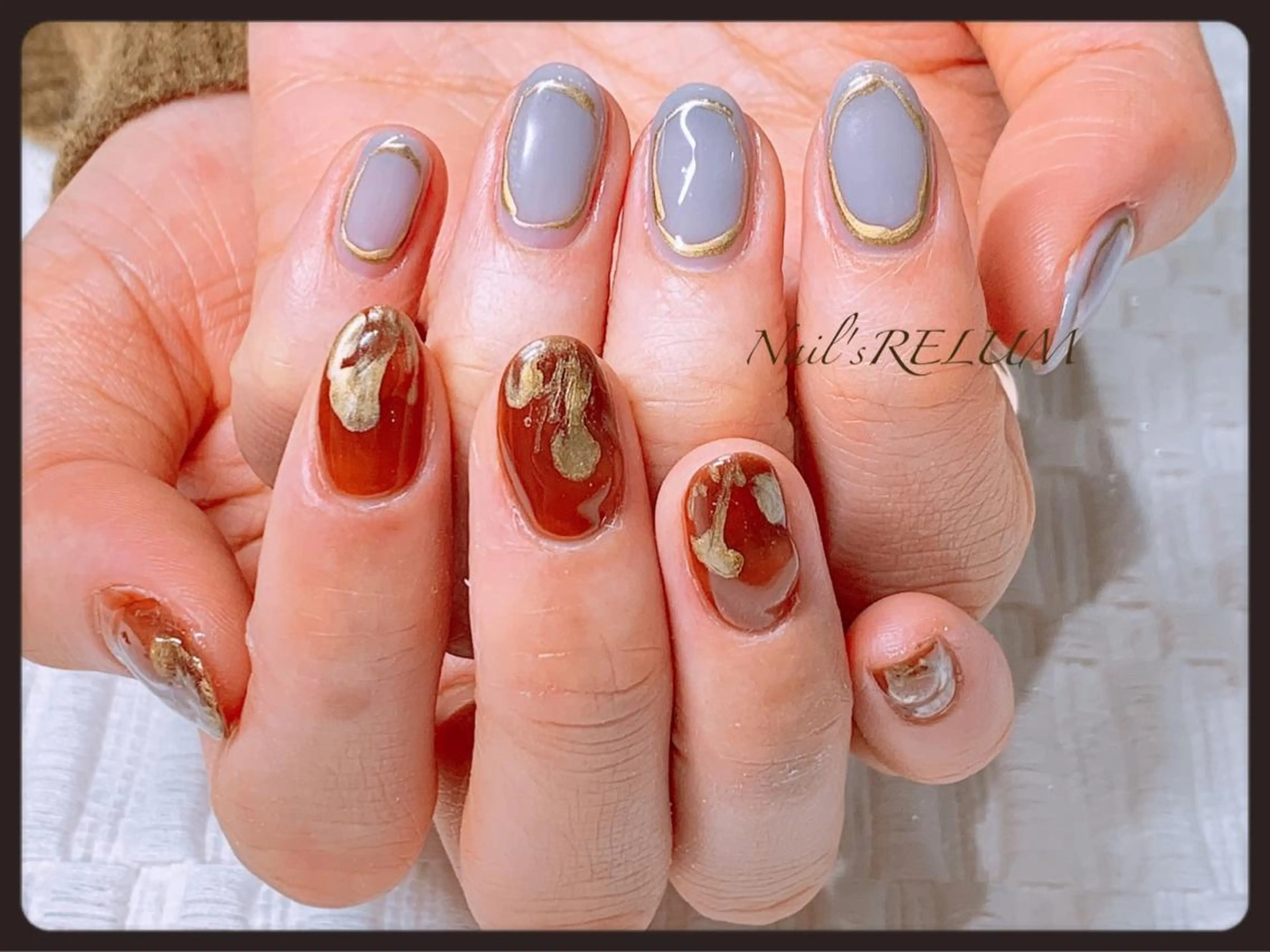 ネイル ニュアンスネイル THECOLORS所属・近貞 莉奈のネイルデザイン