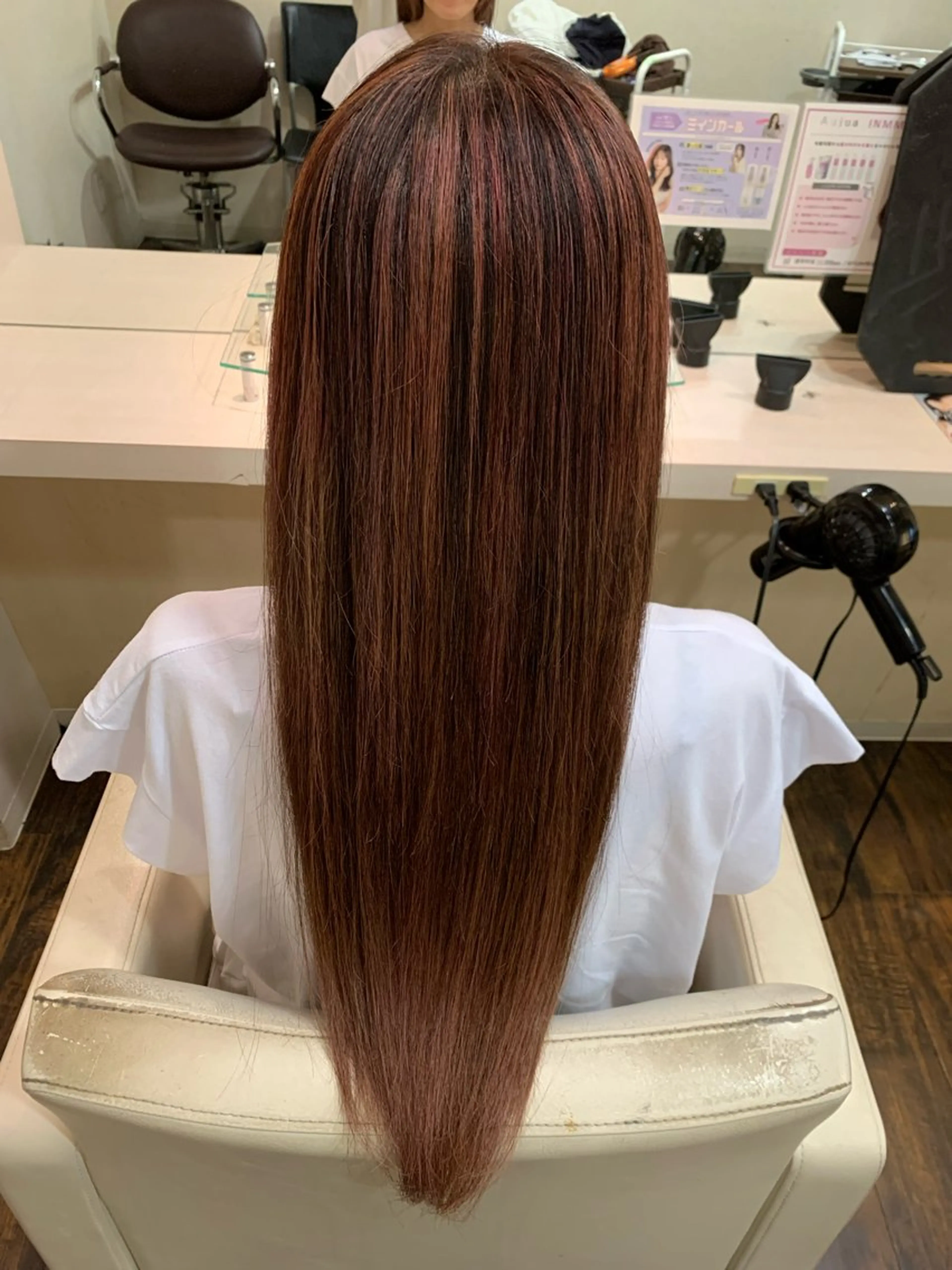 ロング カラー Be-COOL新札幌所属・佐藤 舞のヘアスタイル