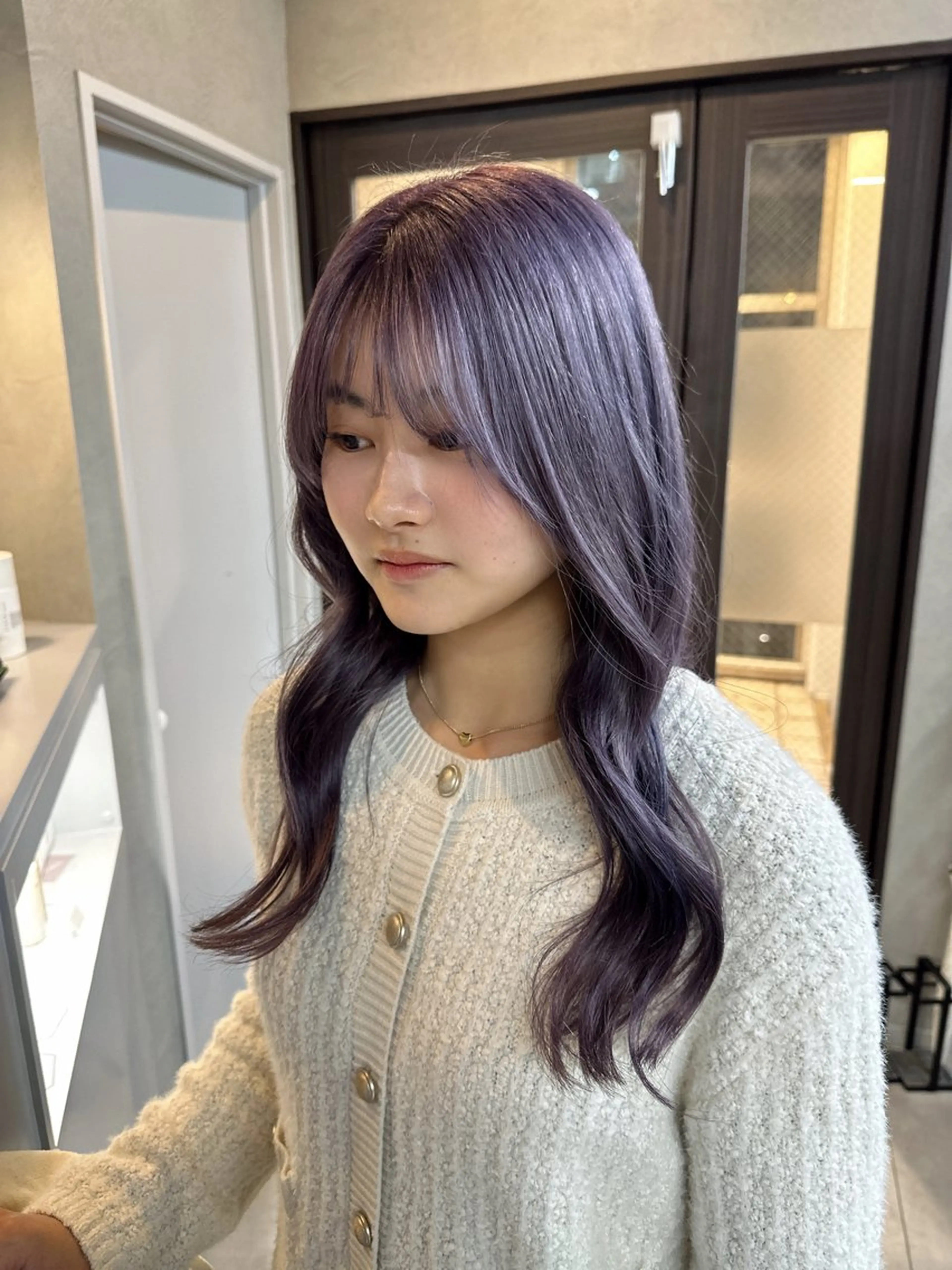 ロング ヘアカラー トリートメント りおん レイヤー/ベージュのヘアスタイル