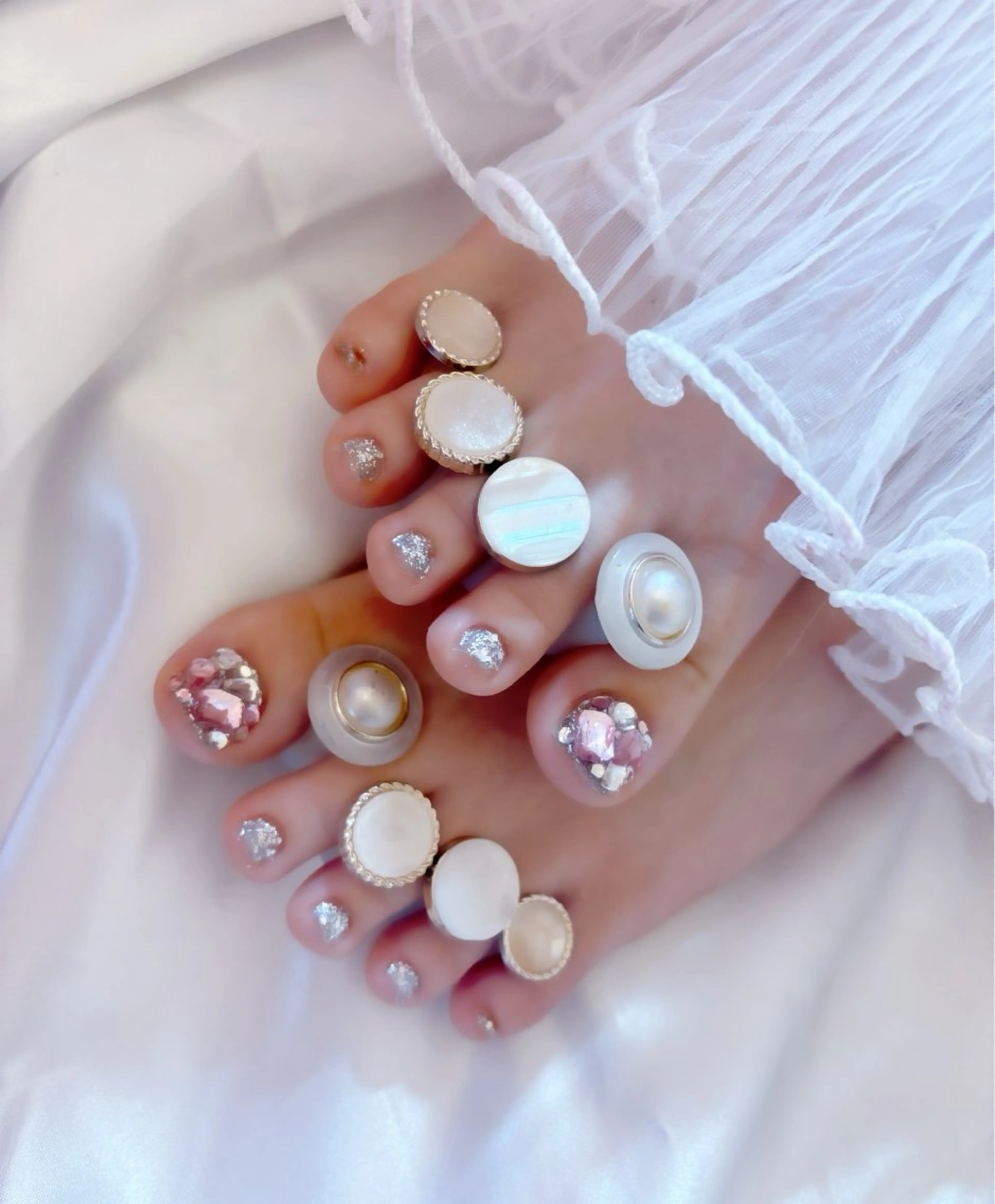 ネイル フットネイル キラキラネイル フットネイル Nail Salon macherieのネイルデザイン