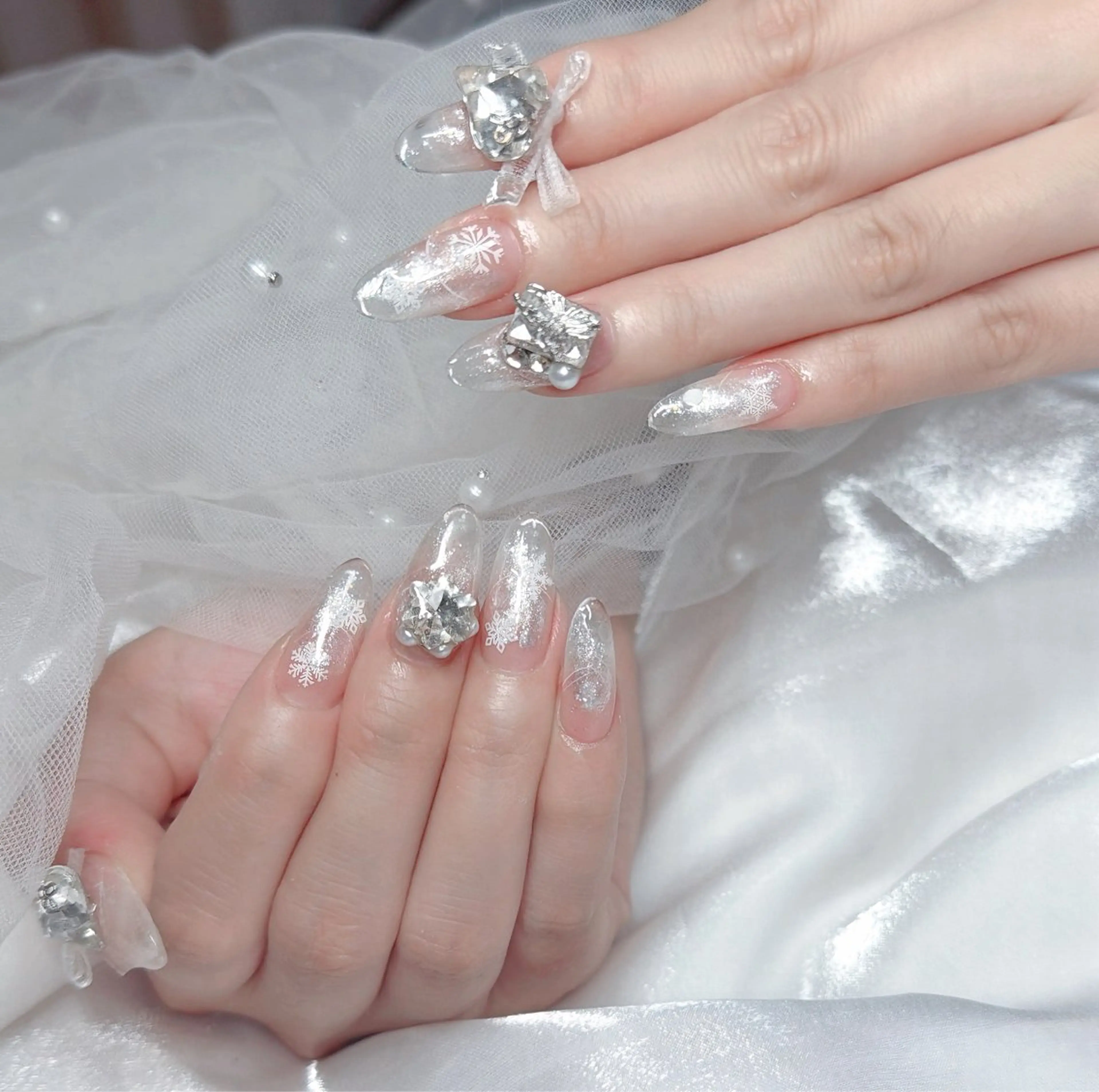 ネイル 冬ネイル クリスマス &ME Momoのネイルデザイン