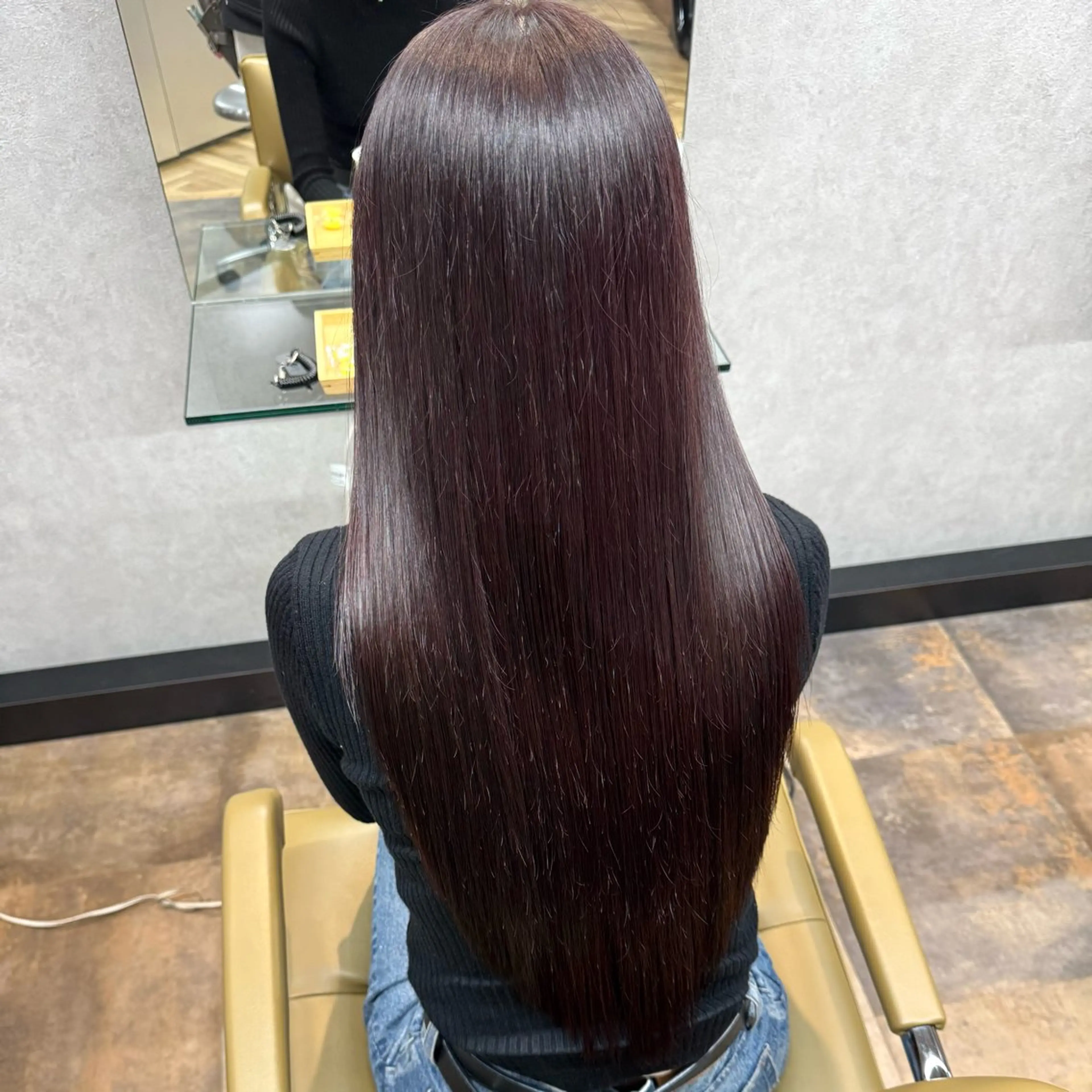 ロング カラー ブラウンカラー レッドカラー レッドブラウン トリートメント ヘアカラー トリートメント 女性限定 / AYANO 💗🪽のヘアスタイル