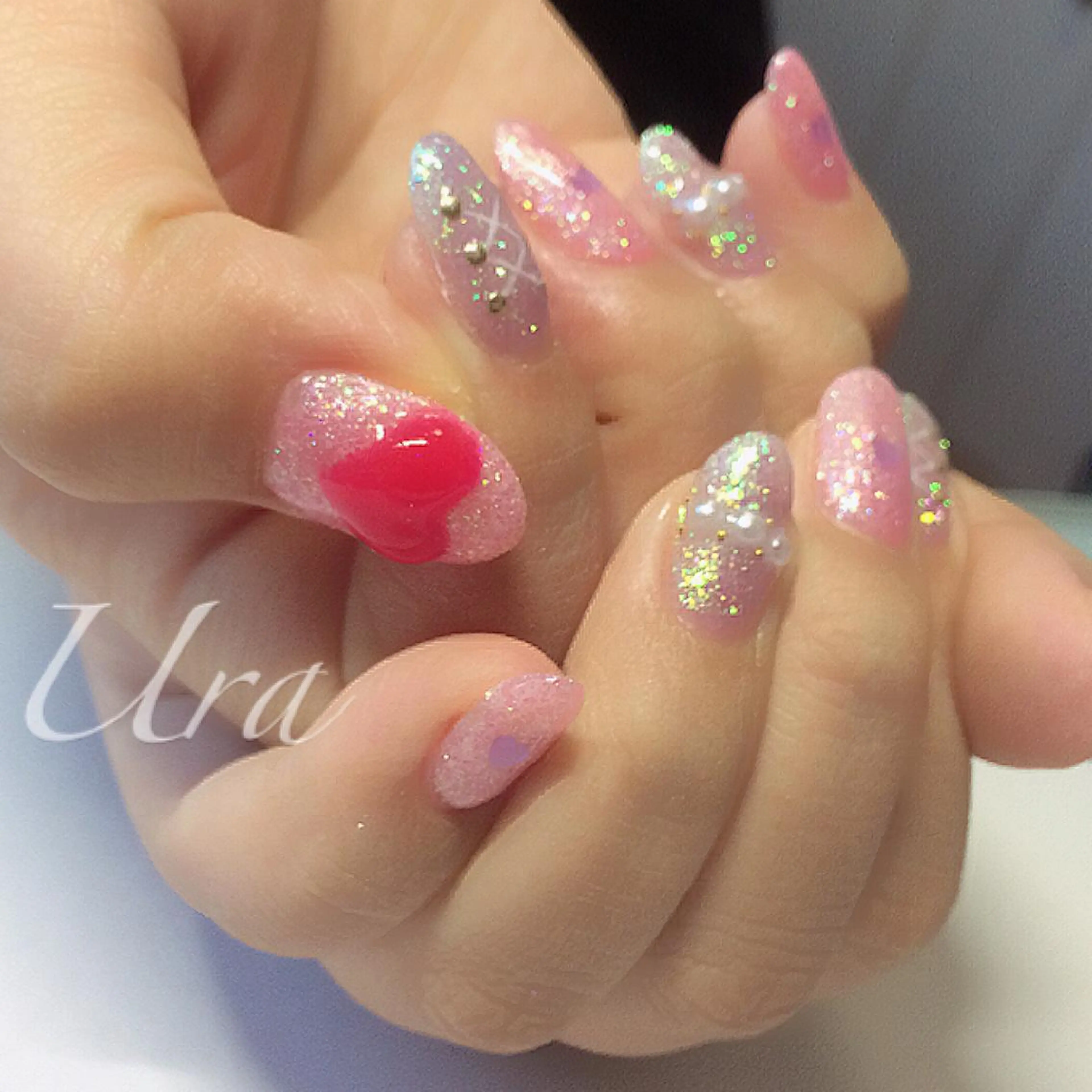 ネイル ハート ラメ(グリッター) ぷっくりネイル UrakoNail 《nail》のネイルデザイン