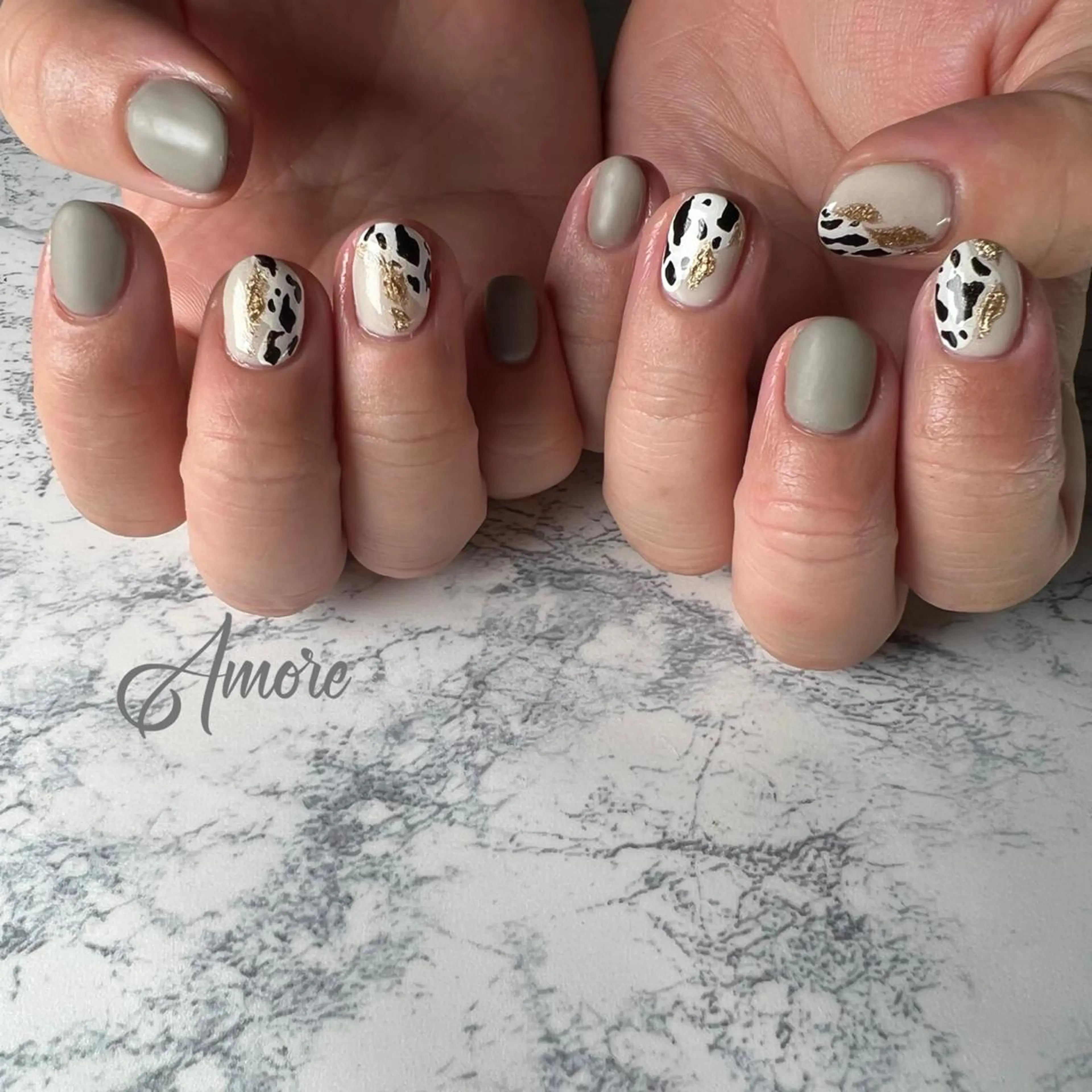 ネイル ジェルネイル 氷ネイル・うるうるネイル マグネットネイル ミラーネイル ニュアンスネイル You kyehwaのネイルデザイン