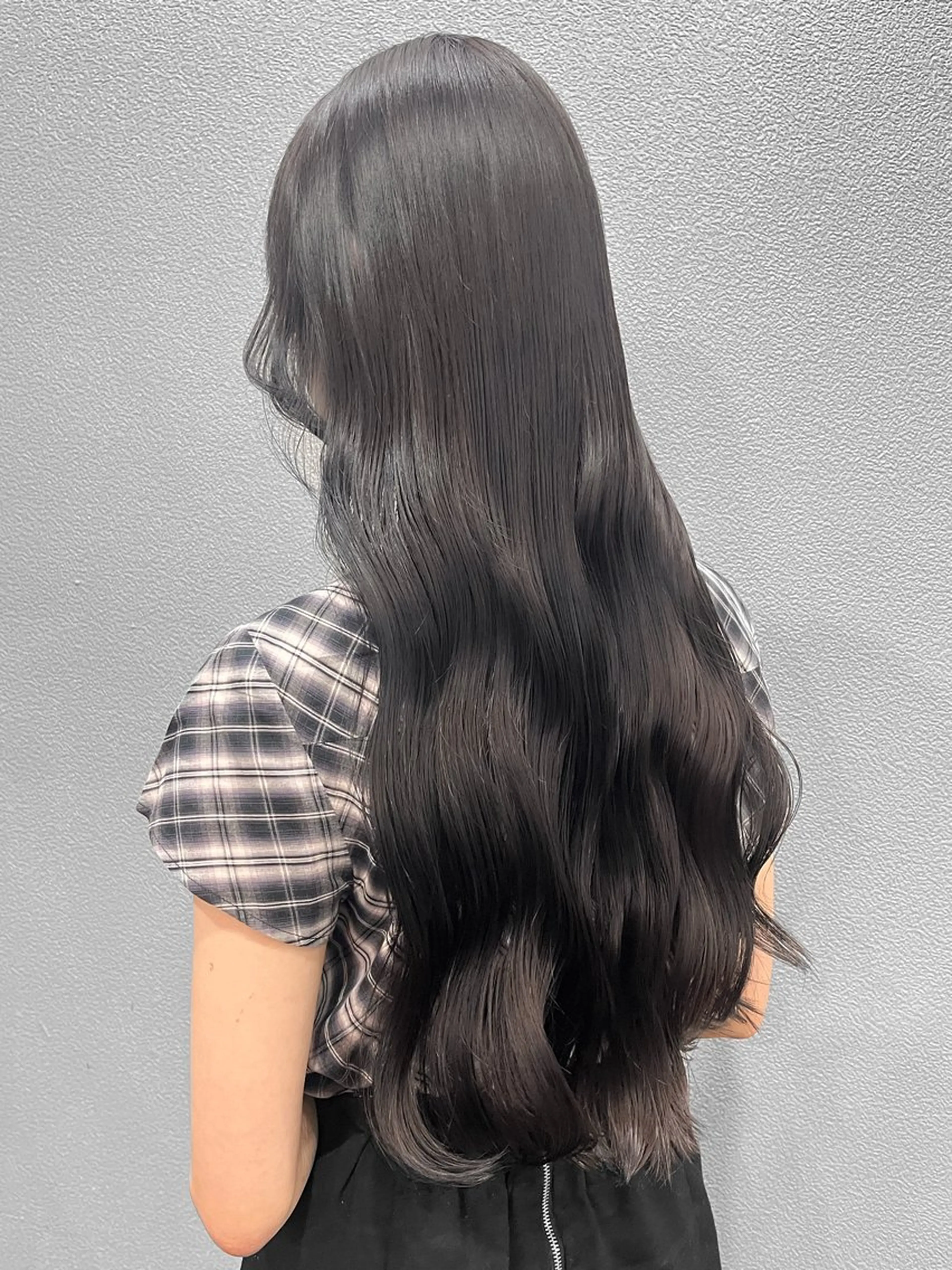 ロング カラー バレイヤージュ ブリーチ ケアブリーチ イヤリングカラー ハイライトカラー カット ヘアカラー トリートメント ハイトーン/韓国風/ 艶髪/吉祥寺のヘアスタイル