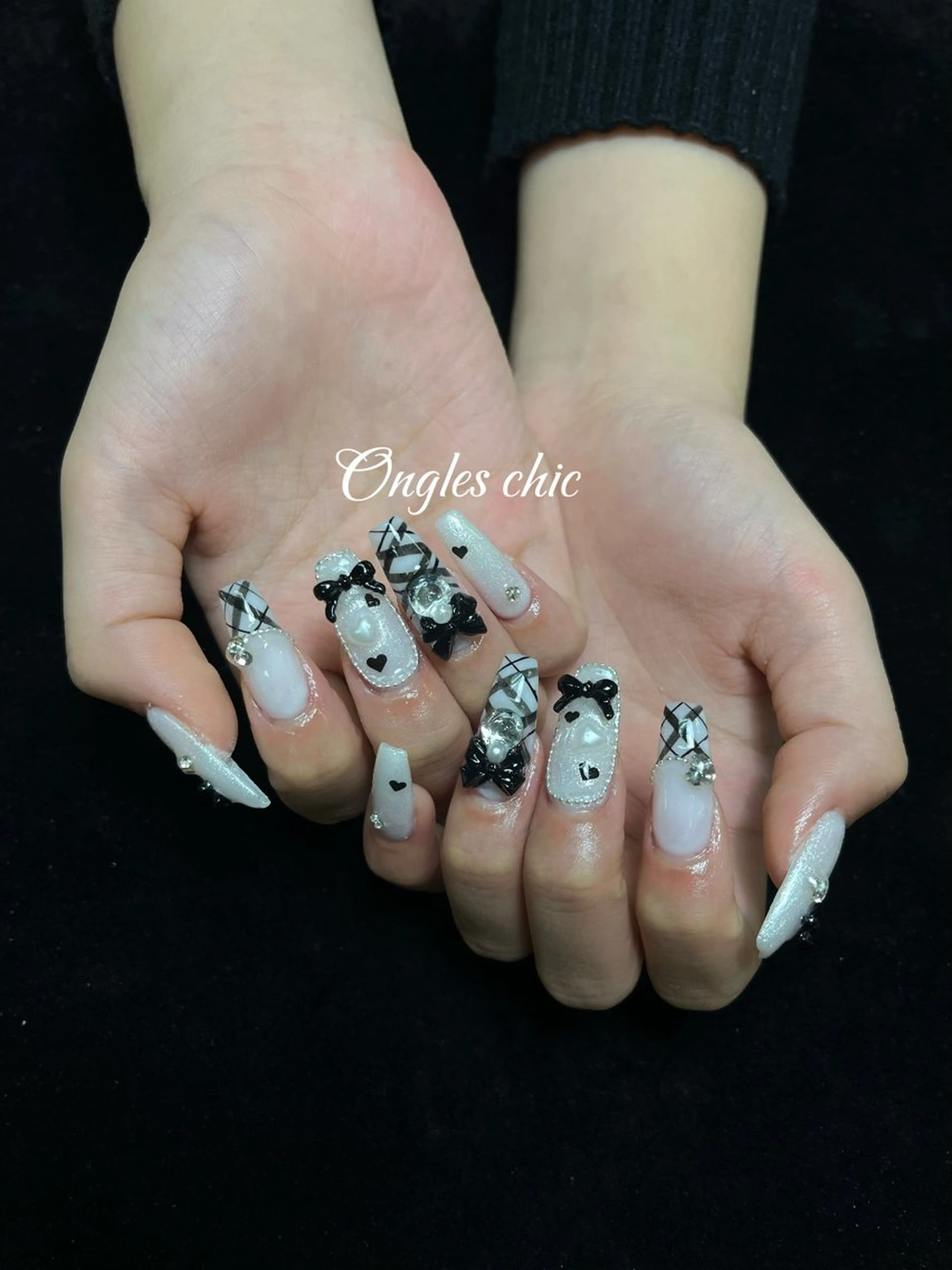 ネイル ハンドネイル ongles chic24時間営業のネイルデザイン