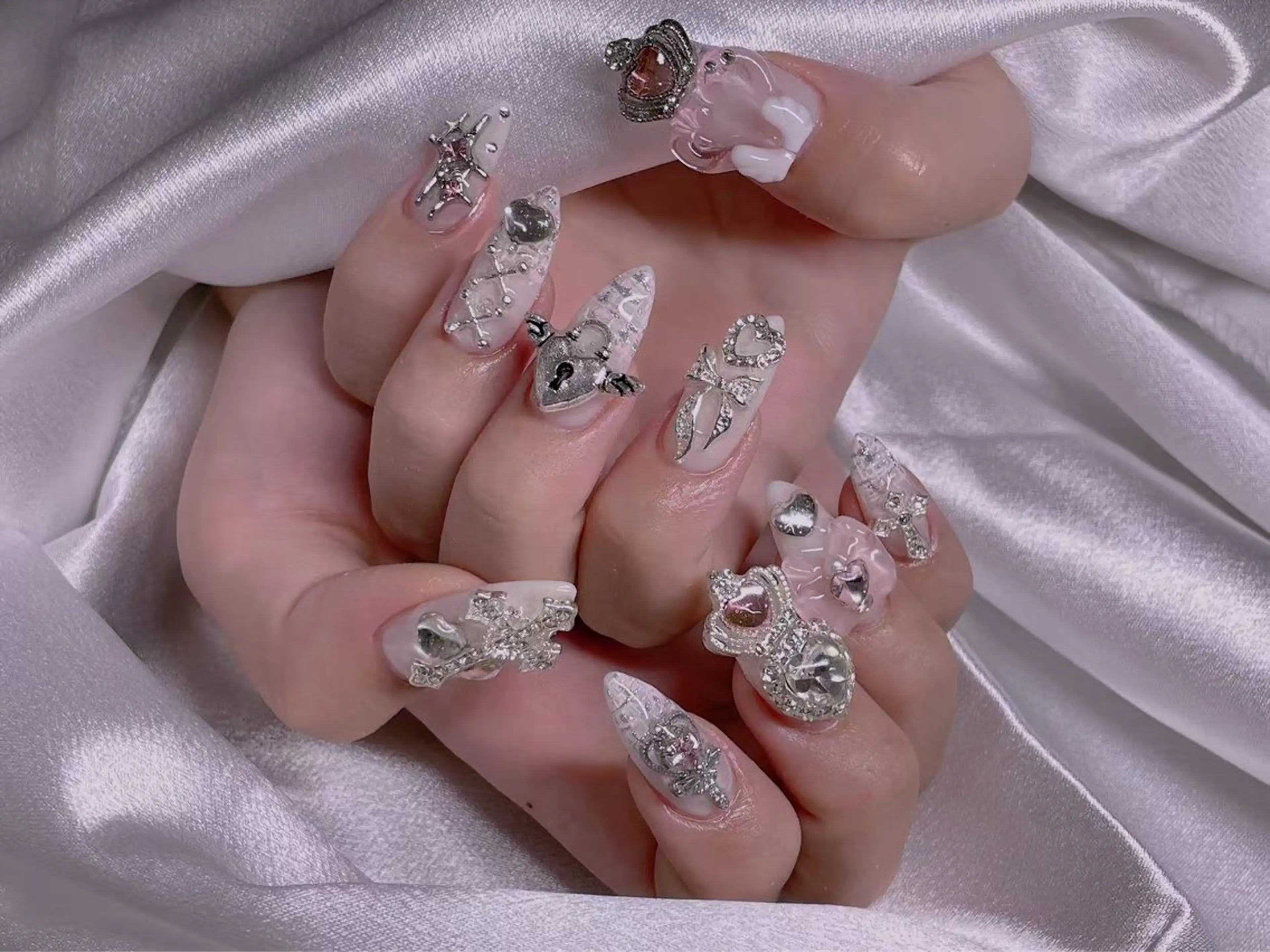 ネイル ハンドネイル リン リンのネイルデザイン