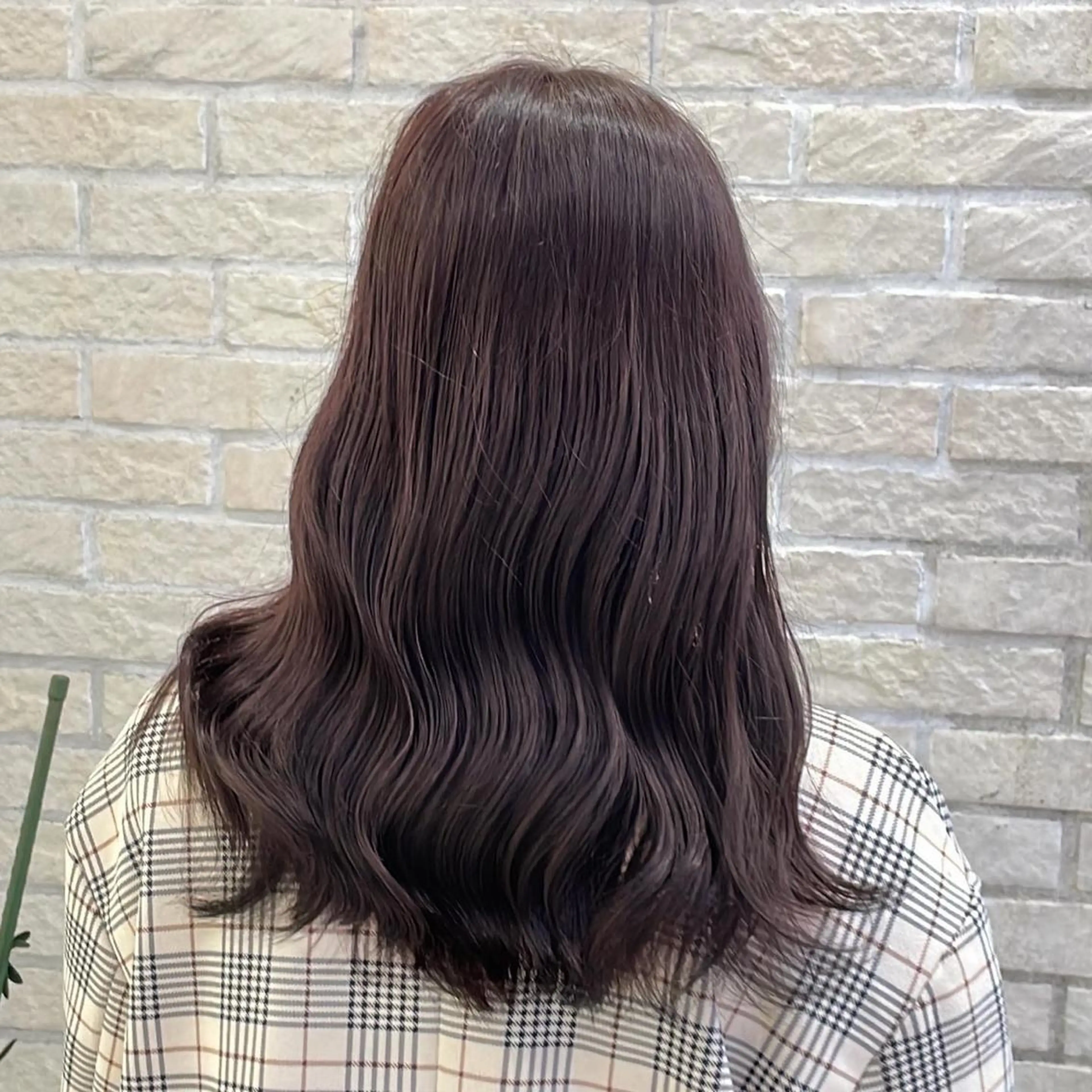 セミロング カラー セミロングパーマ ブリーチ 透明感カラー ブリーチなしカラー ヘアカラー トリートメント エリアマネージャー 復活の大澤竜馬のヘアスタイル